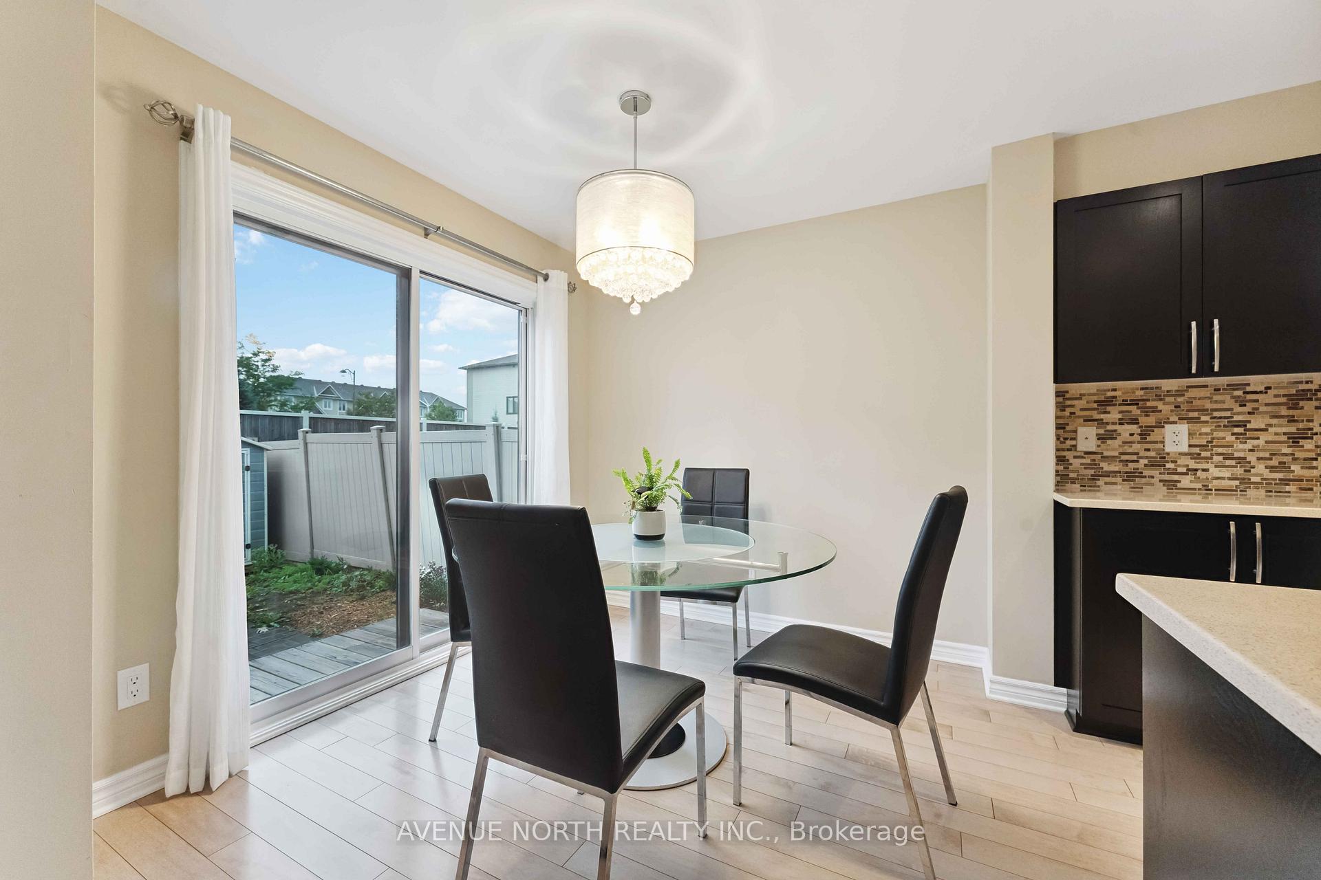 Photo 16 of 88 Cormack Circle, Ottawa, Barrhaven - Strandherd — HOMEH