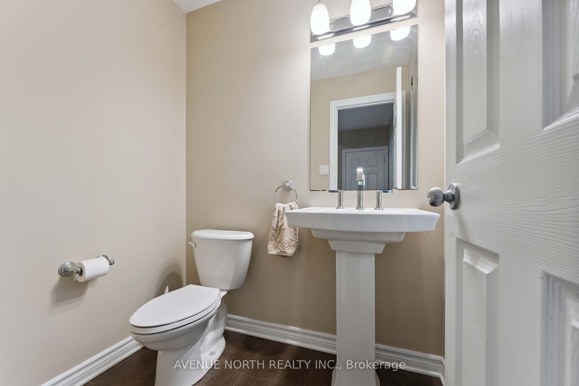 Photo 17 of 88 Cormack Circle, Ottawa, Barrhaven - Strandherd — HOMEH