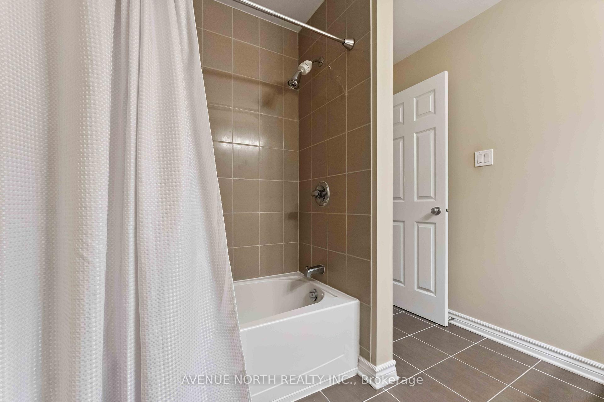 Photo 30 of 88 Cormack Circle, Ottawa, Barrhaven - Strandherd — HOMEH