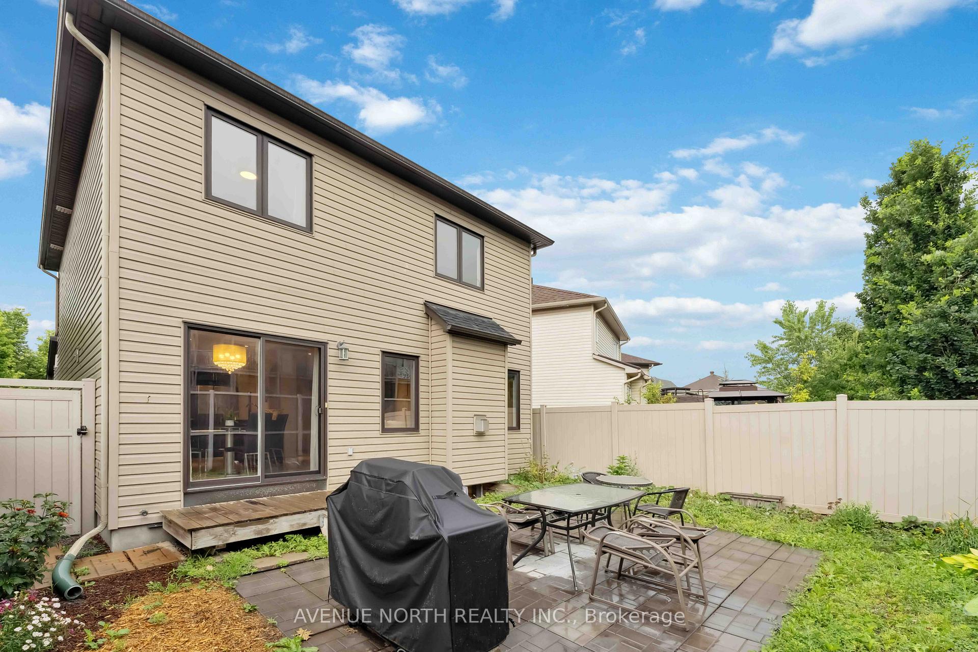 Photo 38 of 88 Cormack Circle, Ottawa, Barrhaven - Strandherd — HOMEH
