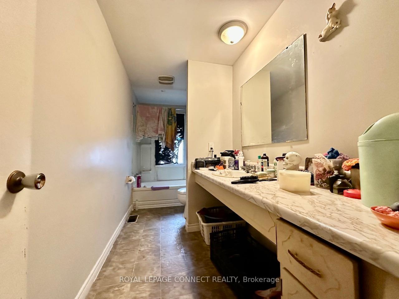 Photo 5 of Unit 4, 39 Orchard Place, Chatham-Kent — HOMEH