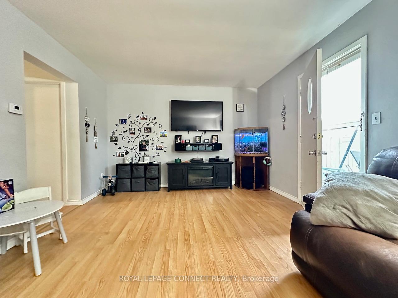 Photo 5 of Unit 3, 41 Orchard Place, Chatham-Kent — HOMEH