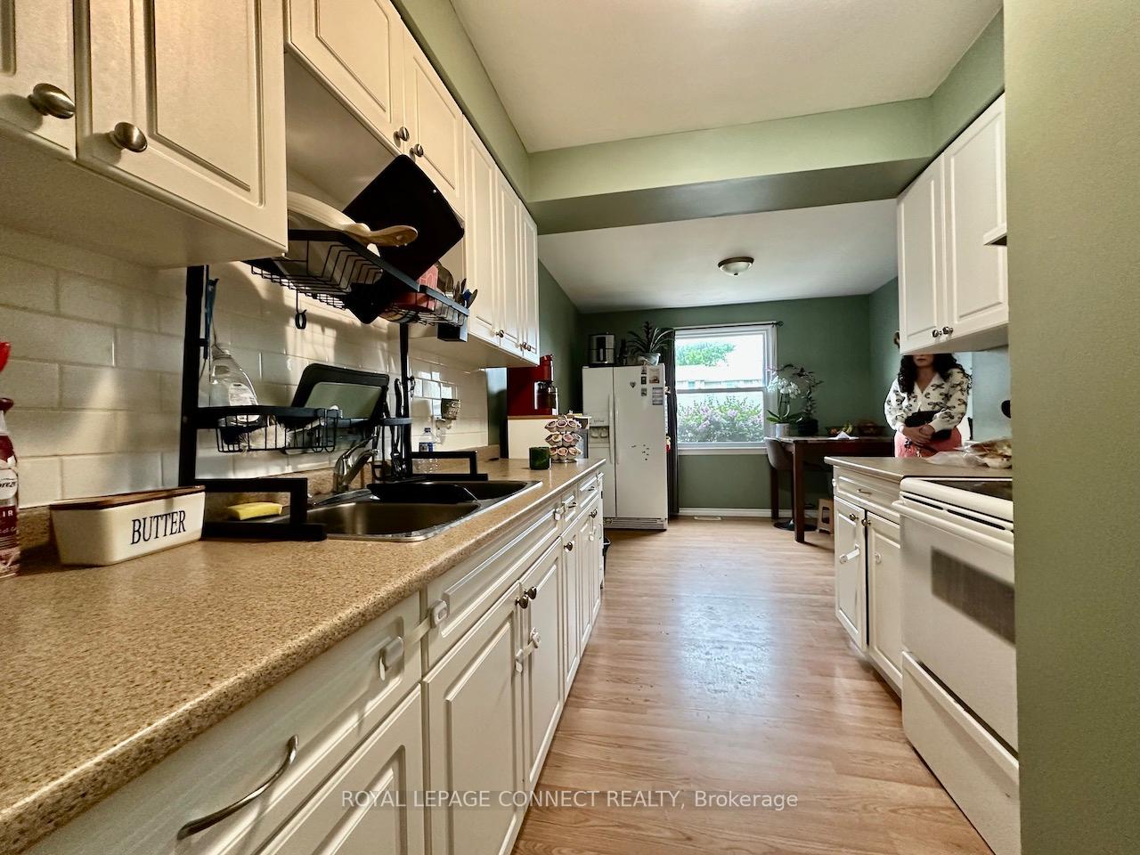 Photo 7 of Unit 3, 41 Orchard Place, Chatham-Kent — HOMEH