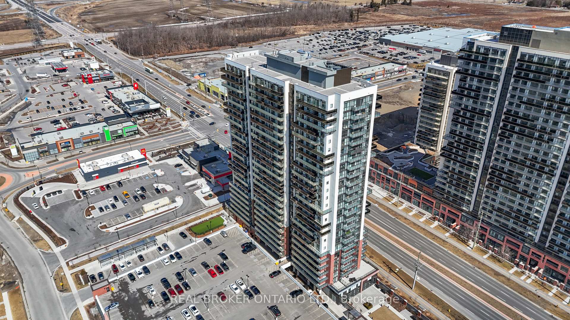 Photo 2 of Unit 2506, 2550 Simcoe Street N, Oshawa, Windfields — HOMEH