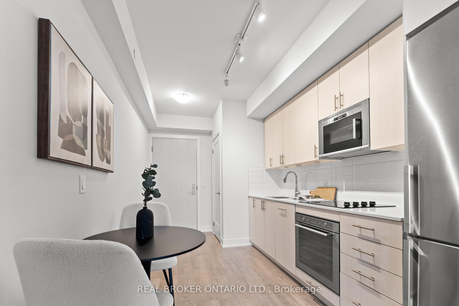 Photo 4 of Unit 2506, 2550 Simcoe Street N, Oshawa, Windfields — HOMEH