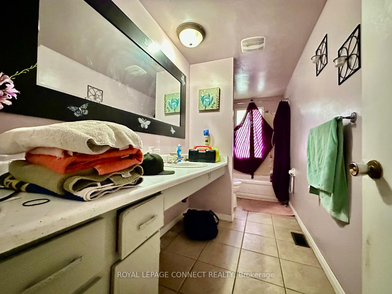 Photo 12 of Unit 5, 37 Orchard Place, Chatham-Kent — HOMEH