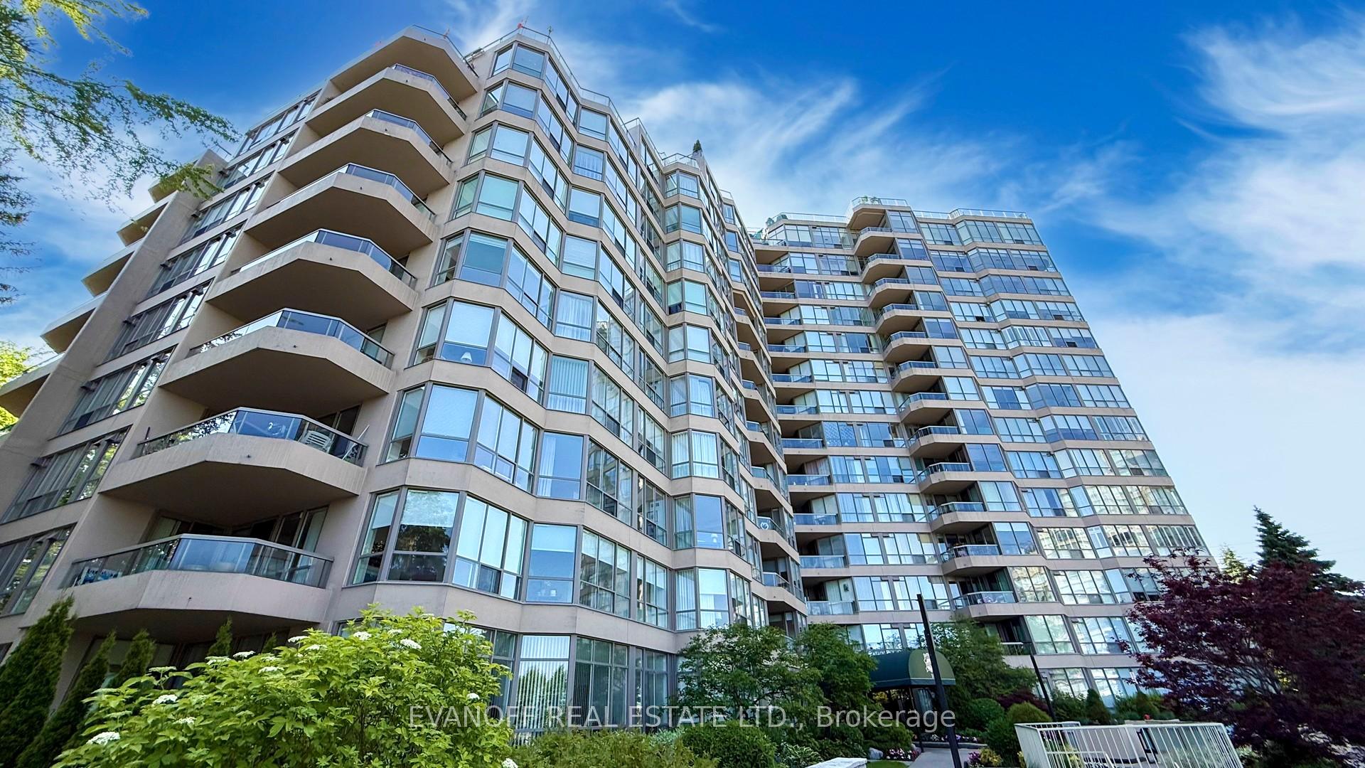 Front of Unit PH22, 10 Guildwood Parkway