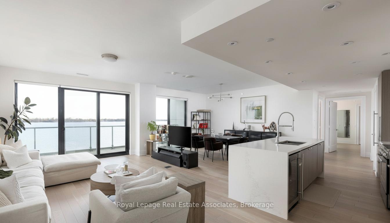 Photo 4 of Unit 410, 118 Merchants' Wharf, Toronto, Waterfront Communities — HOMEH