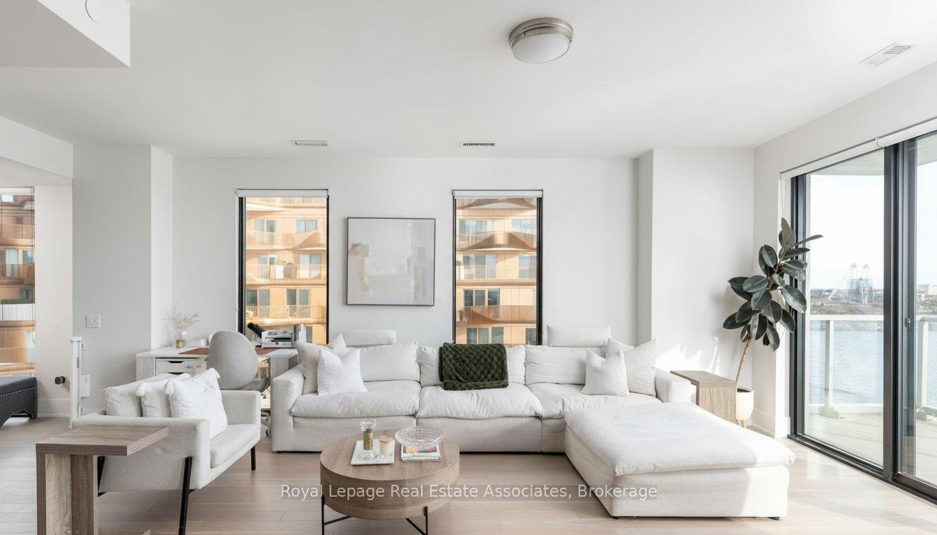 Photo 7 of Unit 410, 118 Merchants' Wharf, Toronto, Waterfront Communities — HOMEH