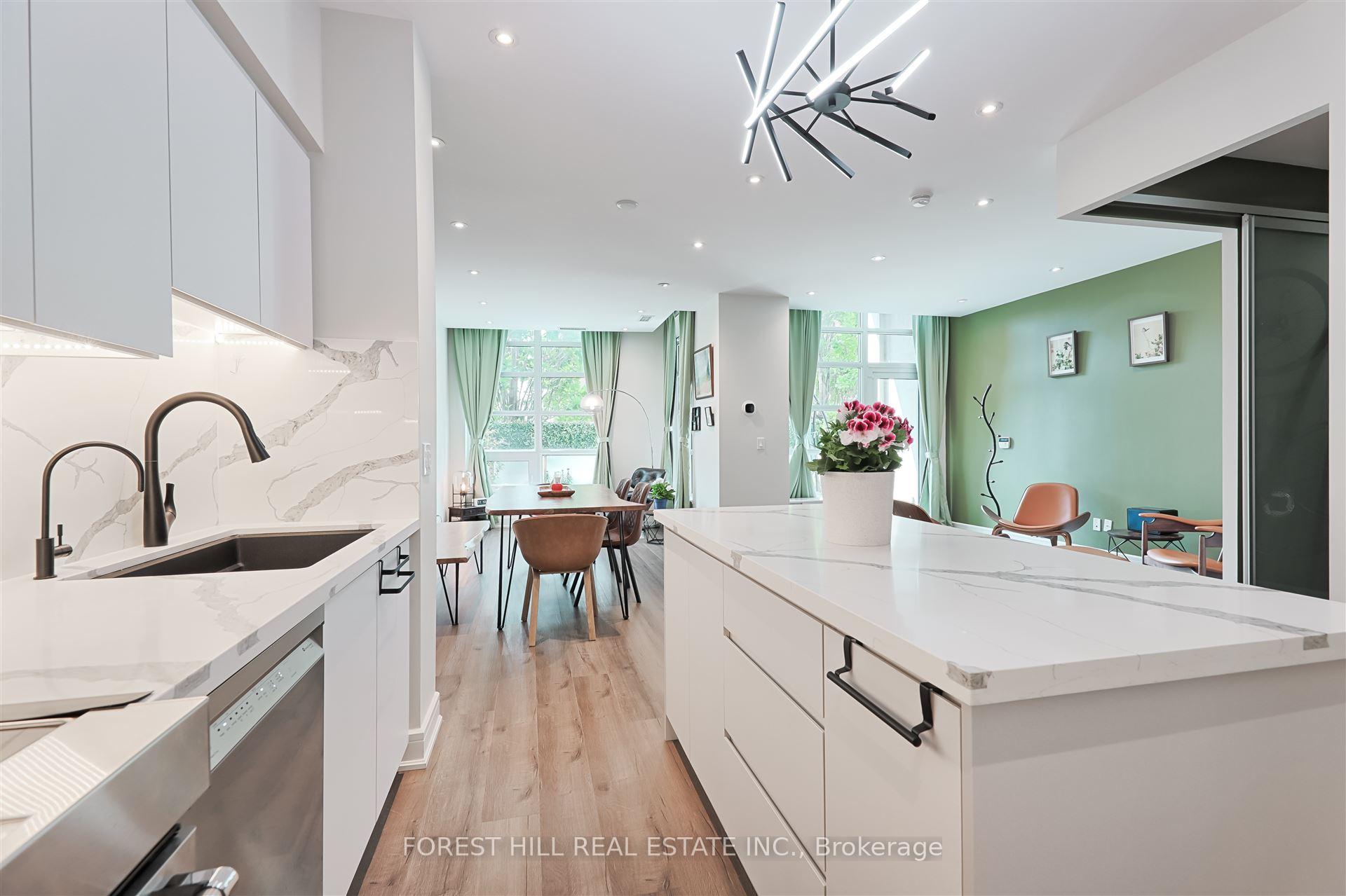 Photo 13 of Unit TH 120, 35 Brian Peck Crescent, Toronto, Leaside — HOMEH