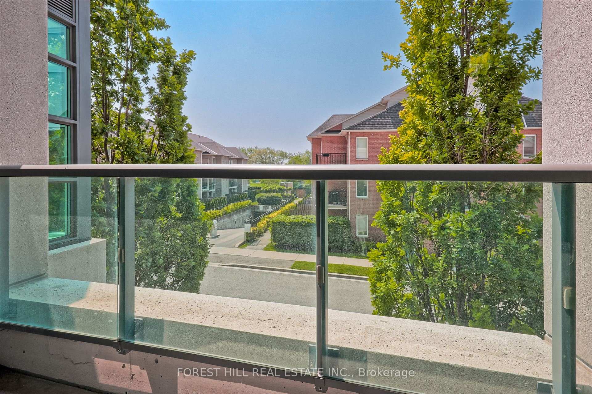 Photo 31 of Unit TH 120, 35 Brian Peck Crescent, Toronto, Leaside — HOMEH