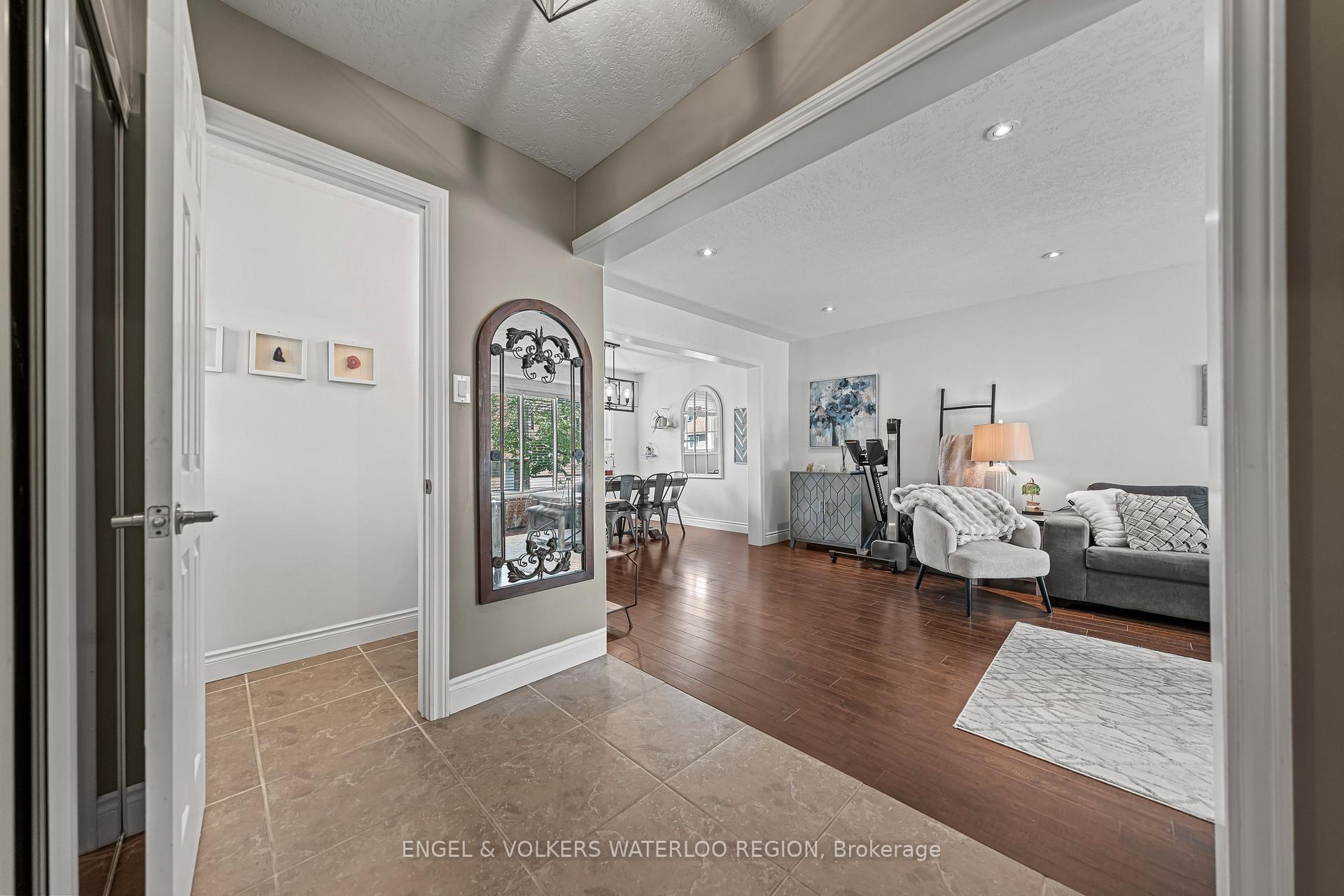 Photo 10 of Unit 28, 49 Cedarwoods Crescent, Kitchener — HOMEH