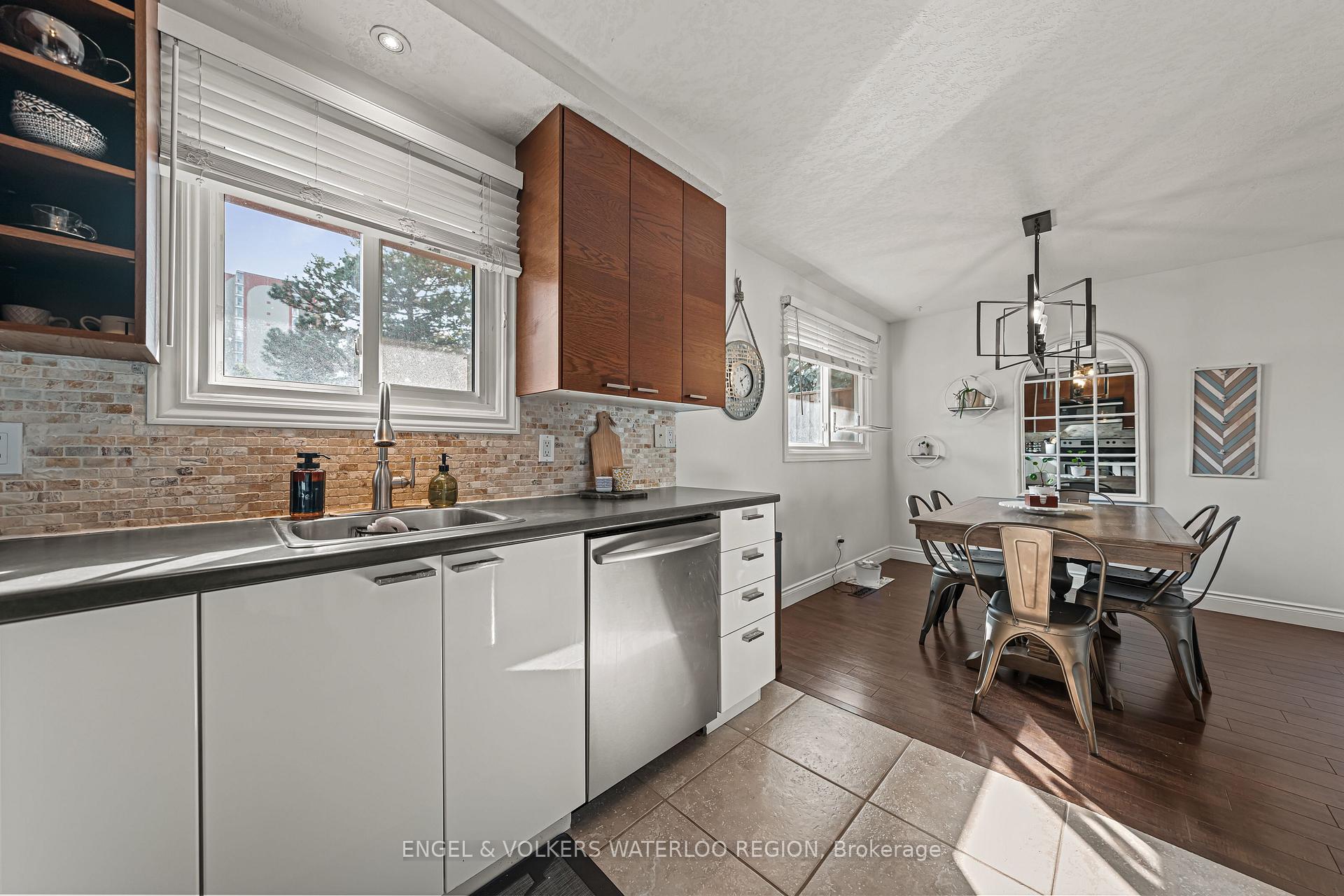 Photo 22 of Unit 28, 49 Cedarwoods Crescent, Kitchener — HOMEH