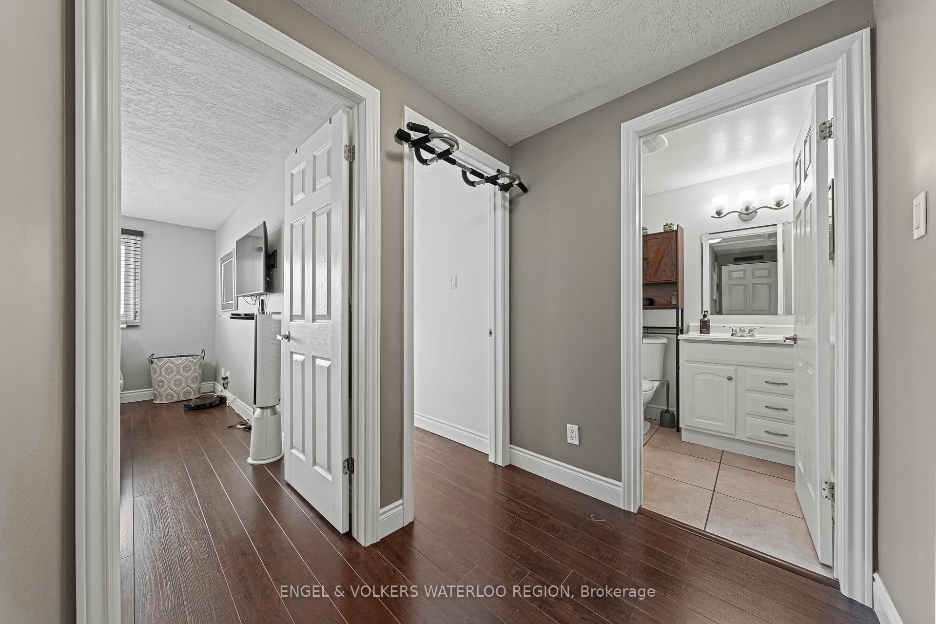 Photo 26 of Unit 28, 49 Cedarwoods Crescent, Kitchener — HOMEH