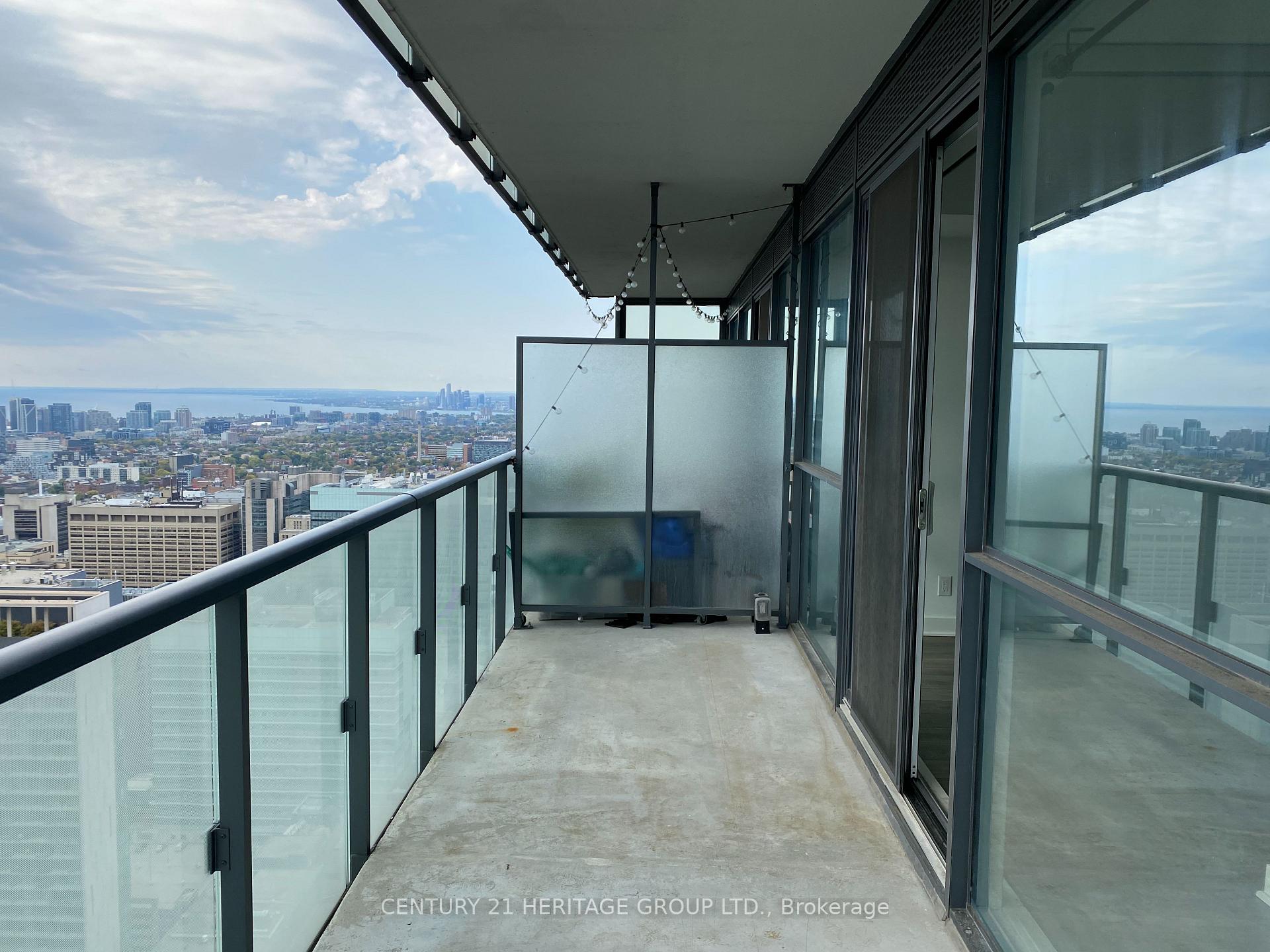 Photo 5 of Unit 4802, 15 Grenville Street, Toronto, Bay Street Corridor — HOMEH