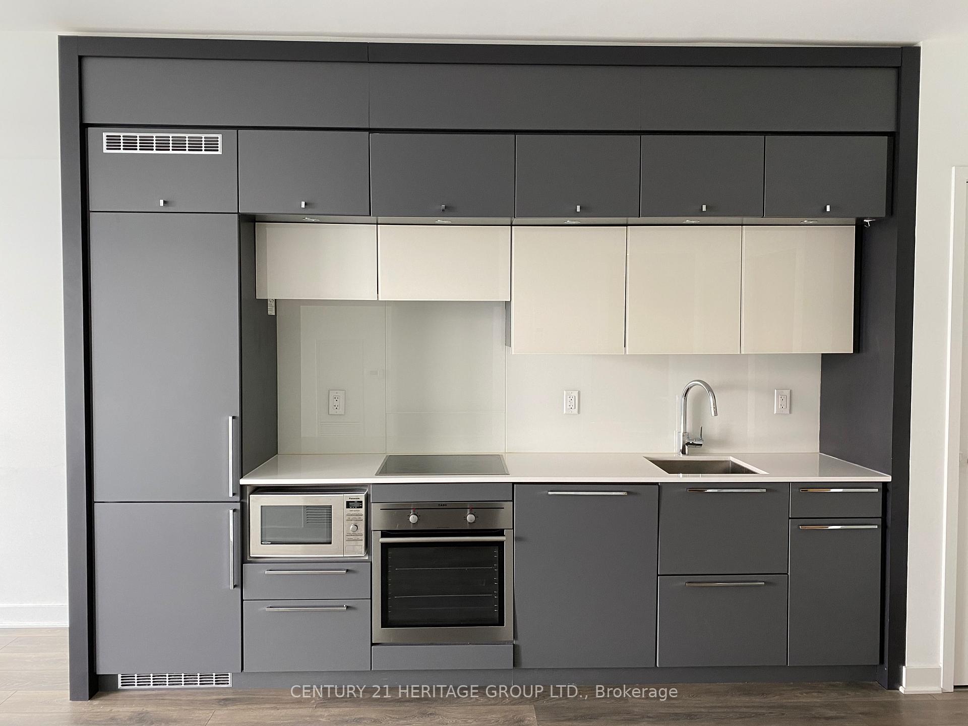 Photo 8 of Unit 4802, 15 Grenville Street, Toronto, Bay Street Corridor — HOMEH