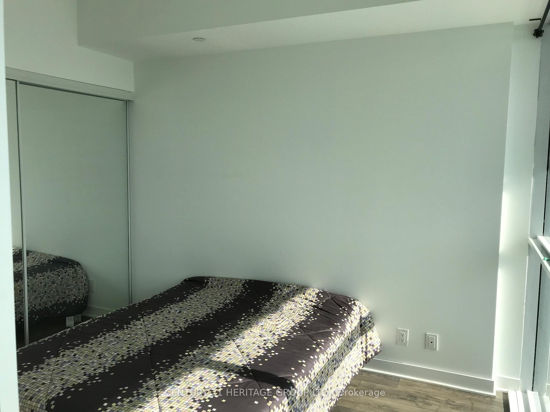 Photo 9 of Unit 4802, 15 Grenville Street, Toronto, Bay Street Corridor — HOMEH