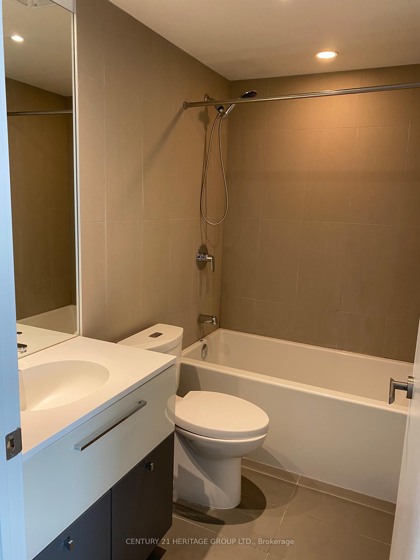 Photo 13 of Unit 4802, 15 Grenville Street, Toronto, Bay Street Corridor — HOMEH
