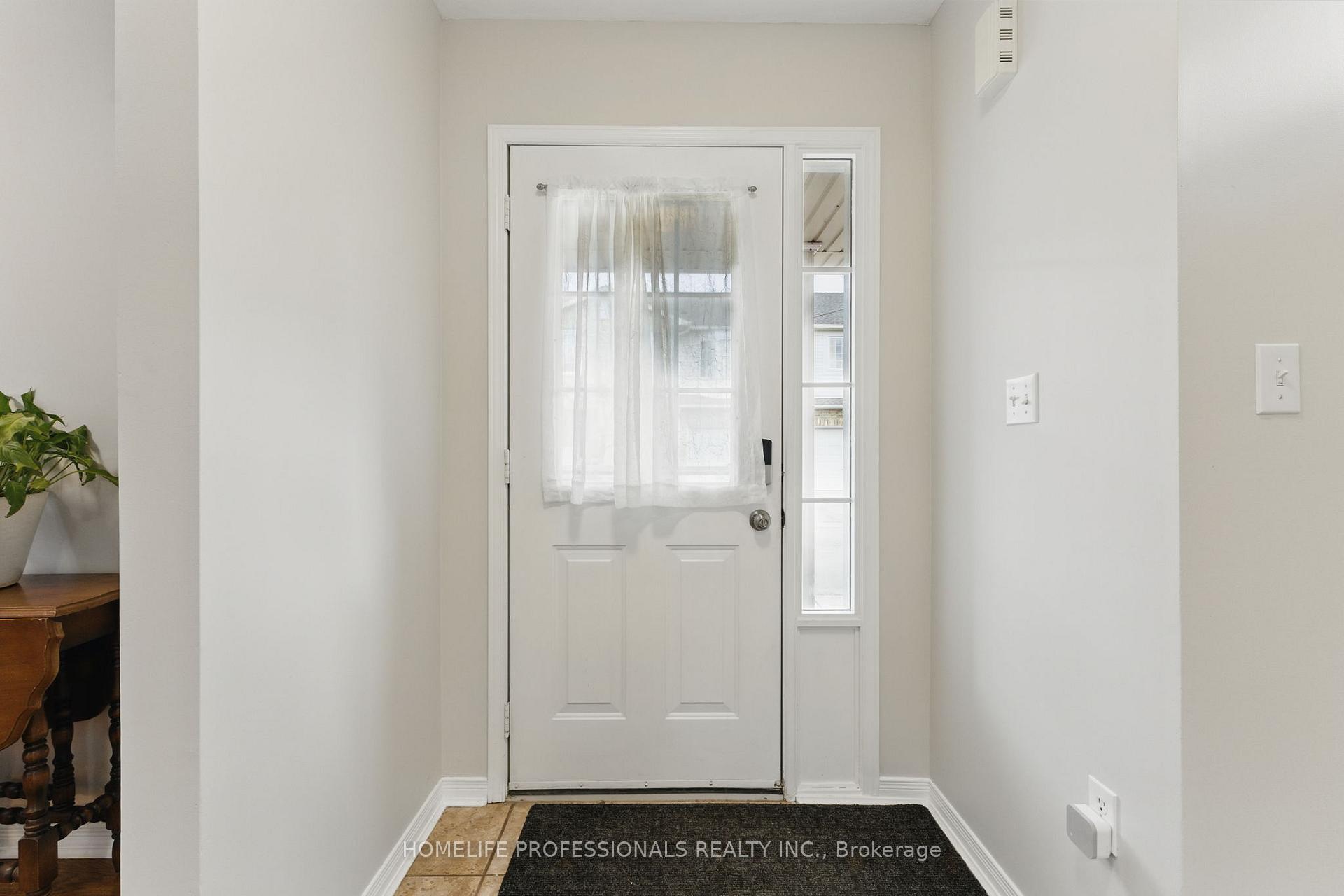 Photo 6 of Unit 32, 485 Green Road, Hamilton, Lakeshore — HOMEH