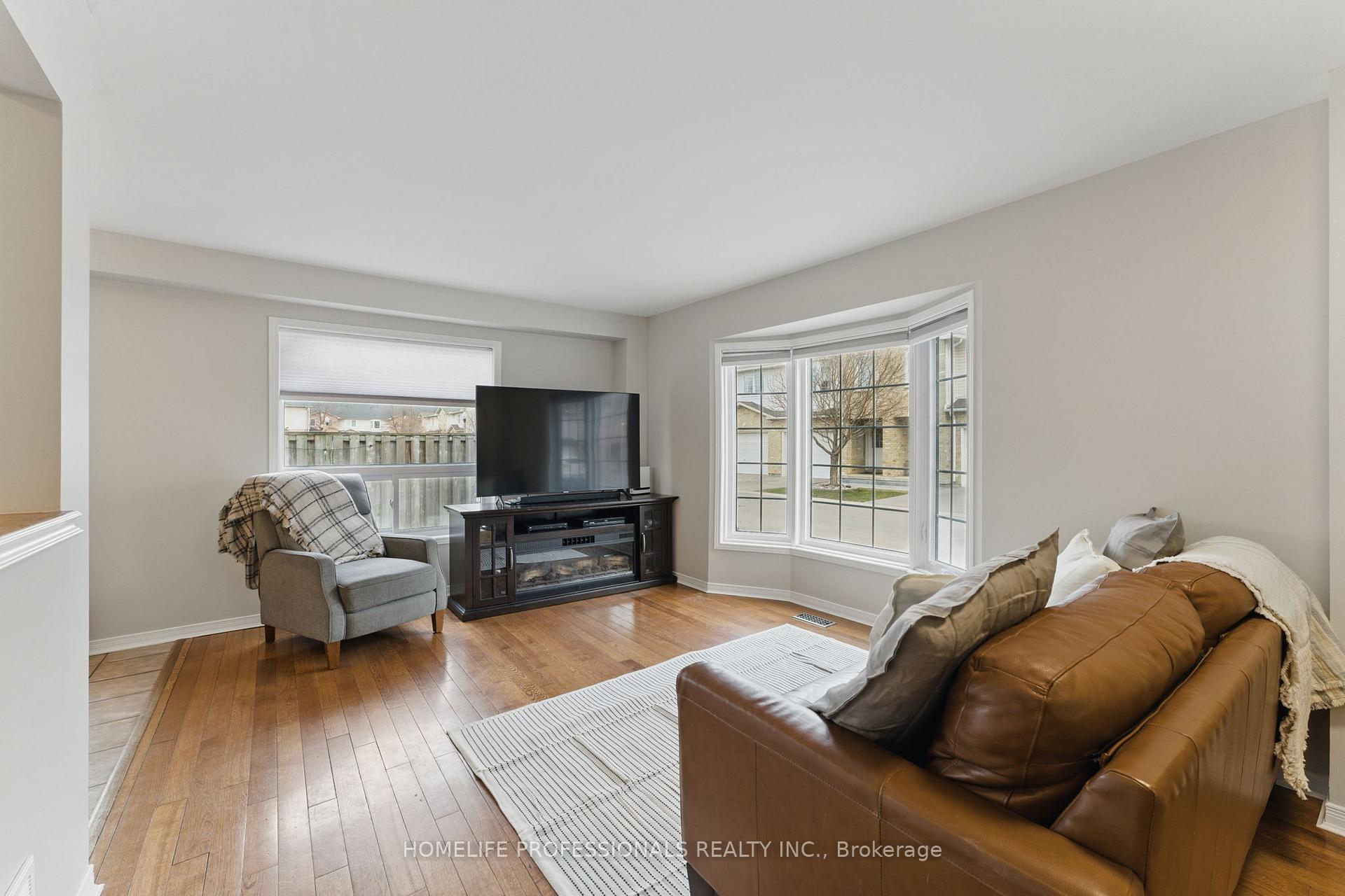 Photo 8 of Unit 32, 485 Green Road, Hamilton, Lakeshore — HOMEH
