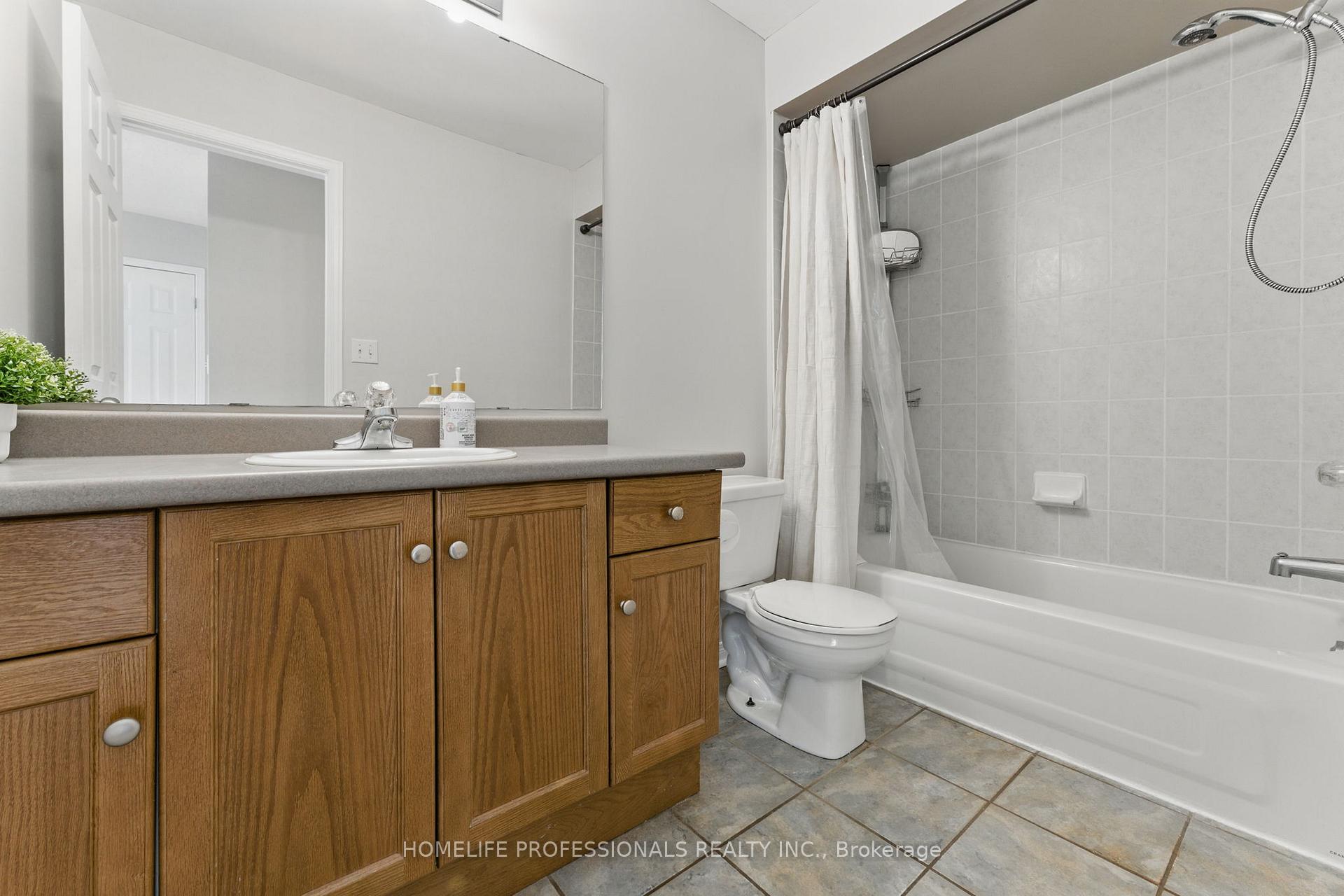 Photo 27 of Unit 32, 485 Green Road, Hamilton, Lakeshore — HOMEH