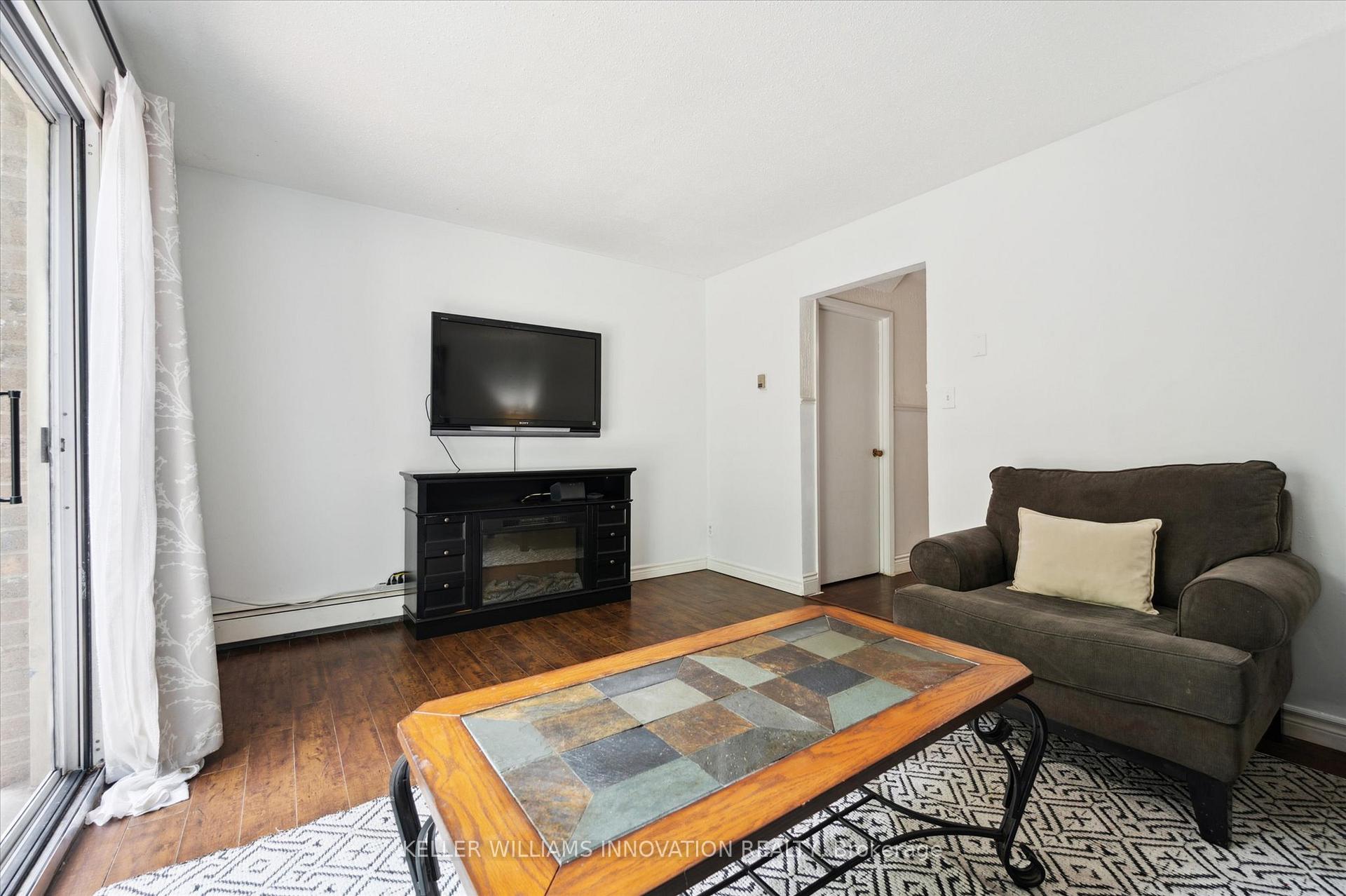 Photo 10 of Unit 33, 293 Fairway Road N, Kitchener — HOMEH