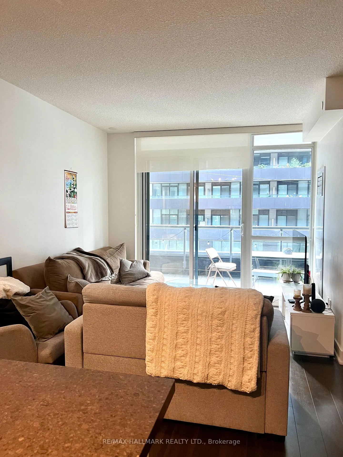 Photo 3 of Unit #303, 30 Roehampton Avenue, Toronto, Mount Pleasant West — HOMEH