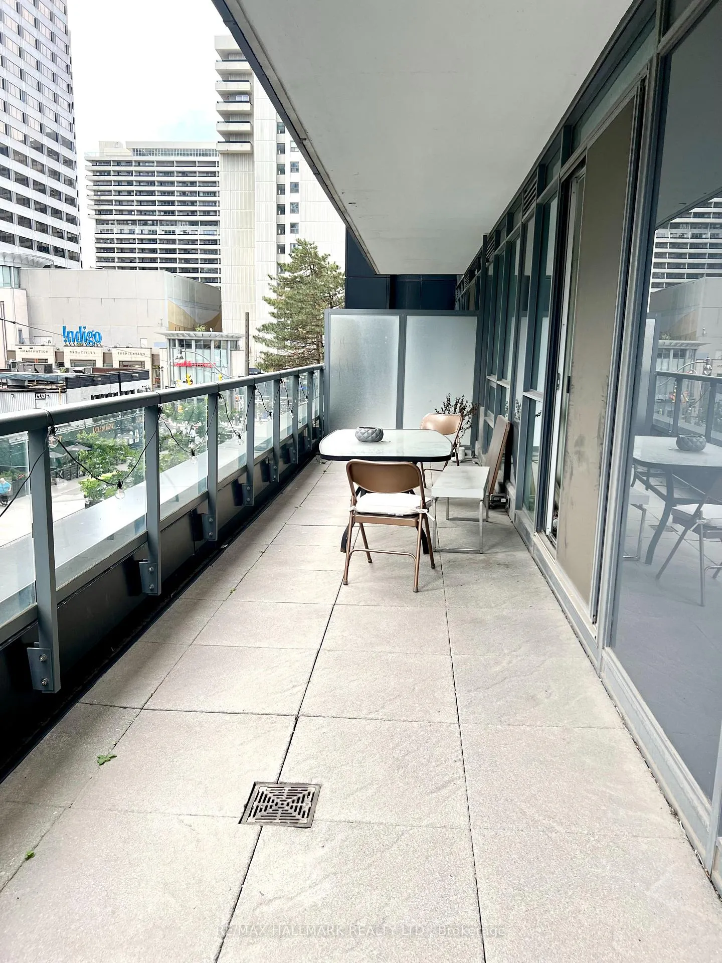 Photo 8 of Unit #303, 30 Roehampton Avenue, Toronto, Mount Pleasant West — HOMEH