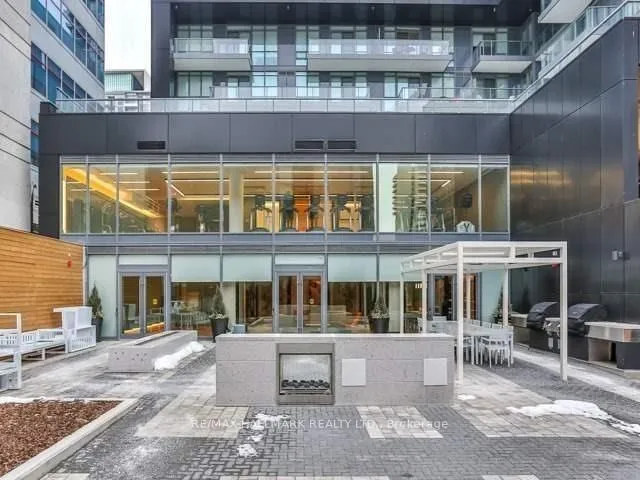 Photo 13 of Unit #303, 30 Roehampton Avenue, Toronto, Mount Pleasant West — HOMEH