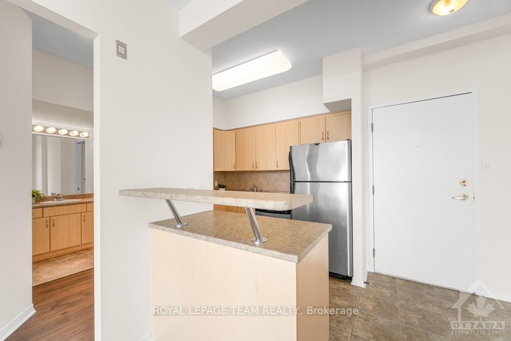 Photo 3 of Unit 711, 225 Alvin Road, Ottawa, Manor Park — HOMEH