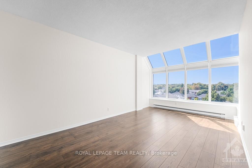 Photo 7 of Unit 711, 225 Alvin Road, Ottawa, Manor Park — HOMEH