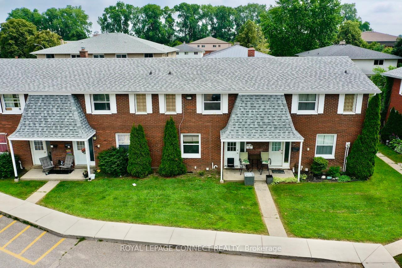 Photo 2 of Unit 13, 14 Orchard Place, Chatham-Kent — HOMEH
