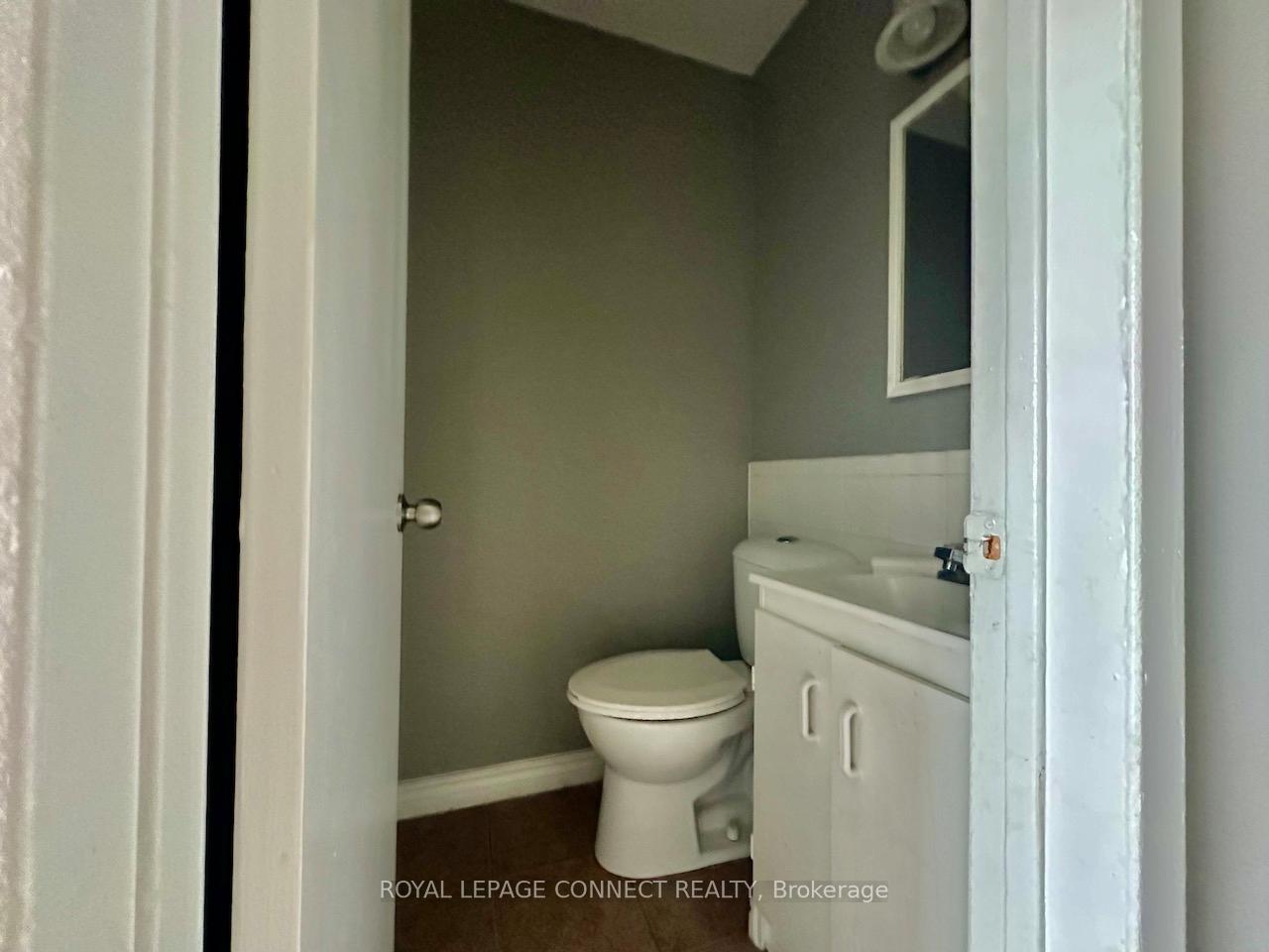 Photo 10 of Unit 13, 14 Orchard Place, Chatham-Kent — HOMEH