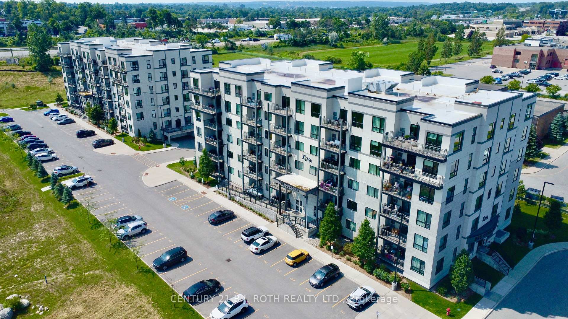 Photo 2 of Unit 203, 295 Cundles Road E, Barrie, Alliance — HOMEH