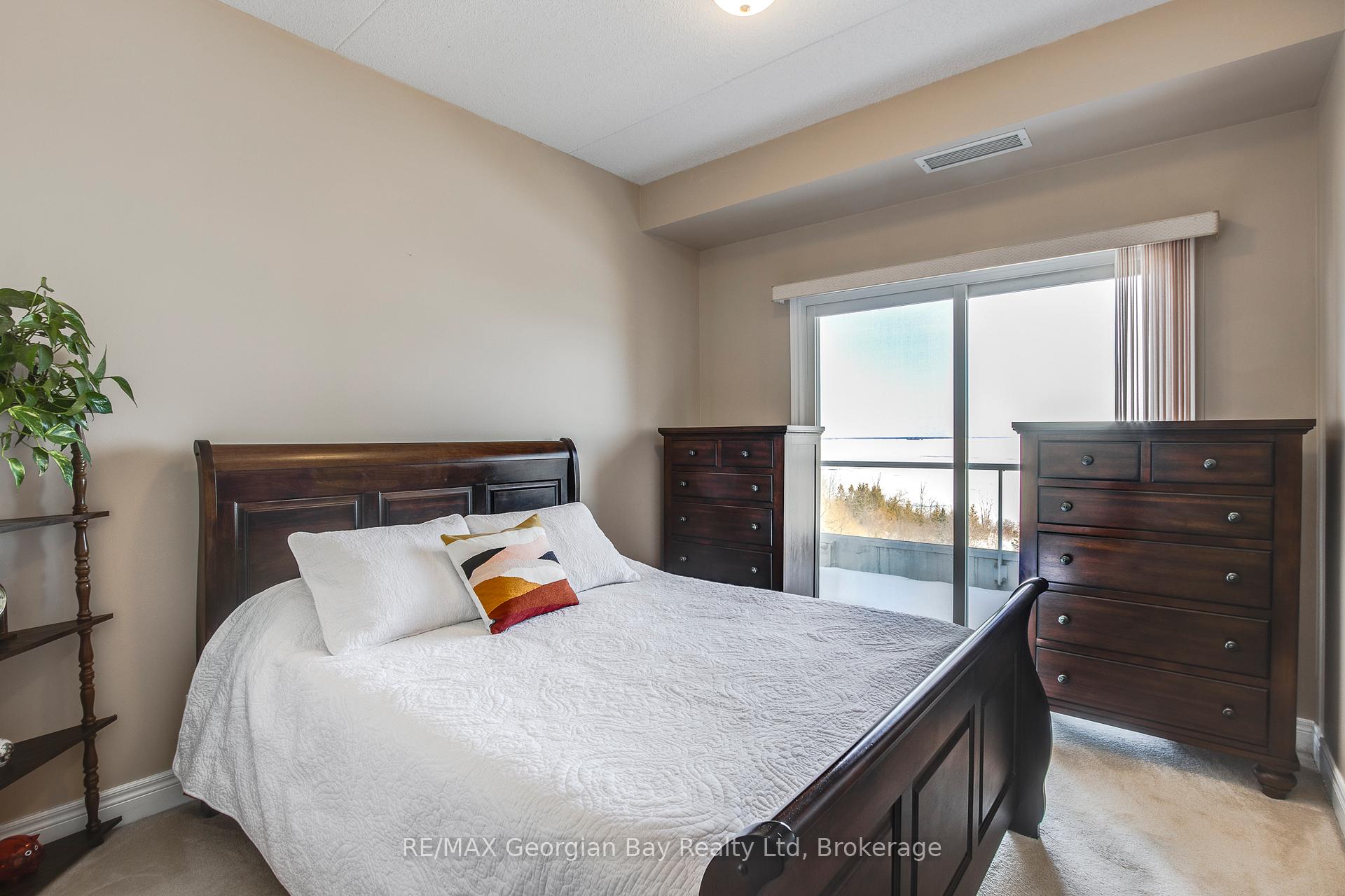 Photo 13 of Unit 406, 280 Aberdeen Boulevard, Midland — HOMEH