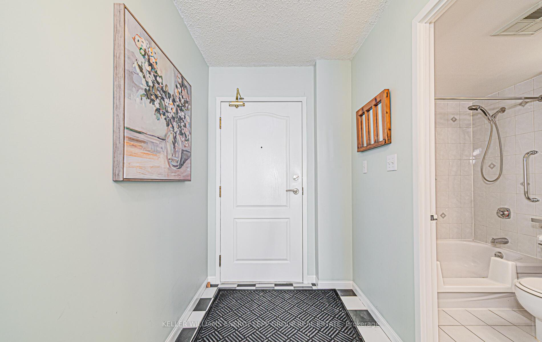 Photo 6 of Unit 1007, 712 Rossland Road E, Whitby, Pringle Creek — HOMEH