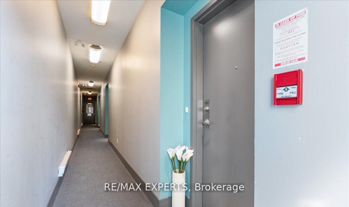 Photo 2 of Unit 101, 323 Kingston Road, Toronto, The Beaches — HOMEH