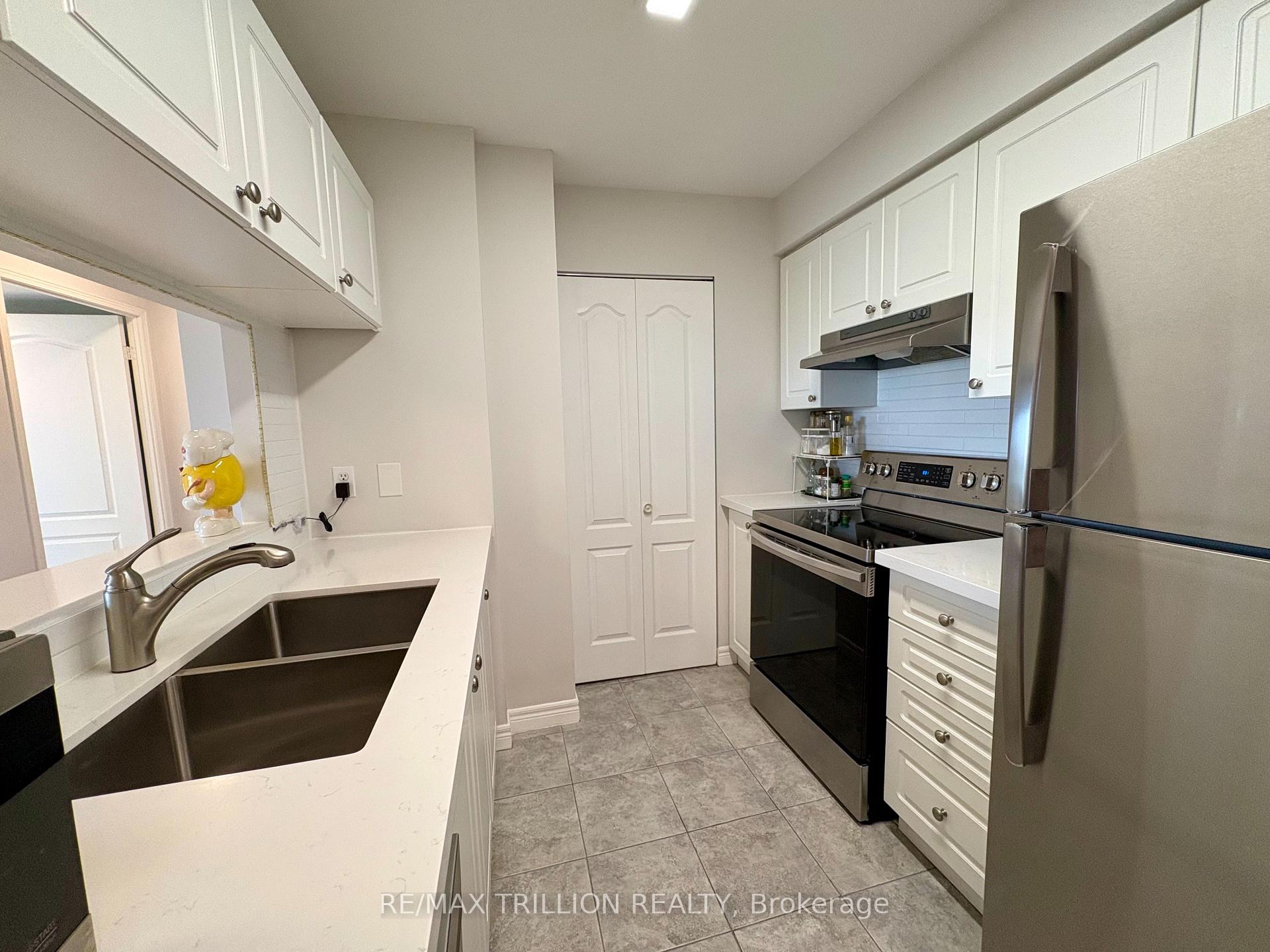 Photo 7 of Unit 1009, 399 South Park Road, Markham, Commerce Valley — HOMEH