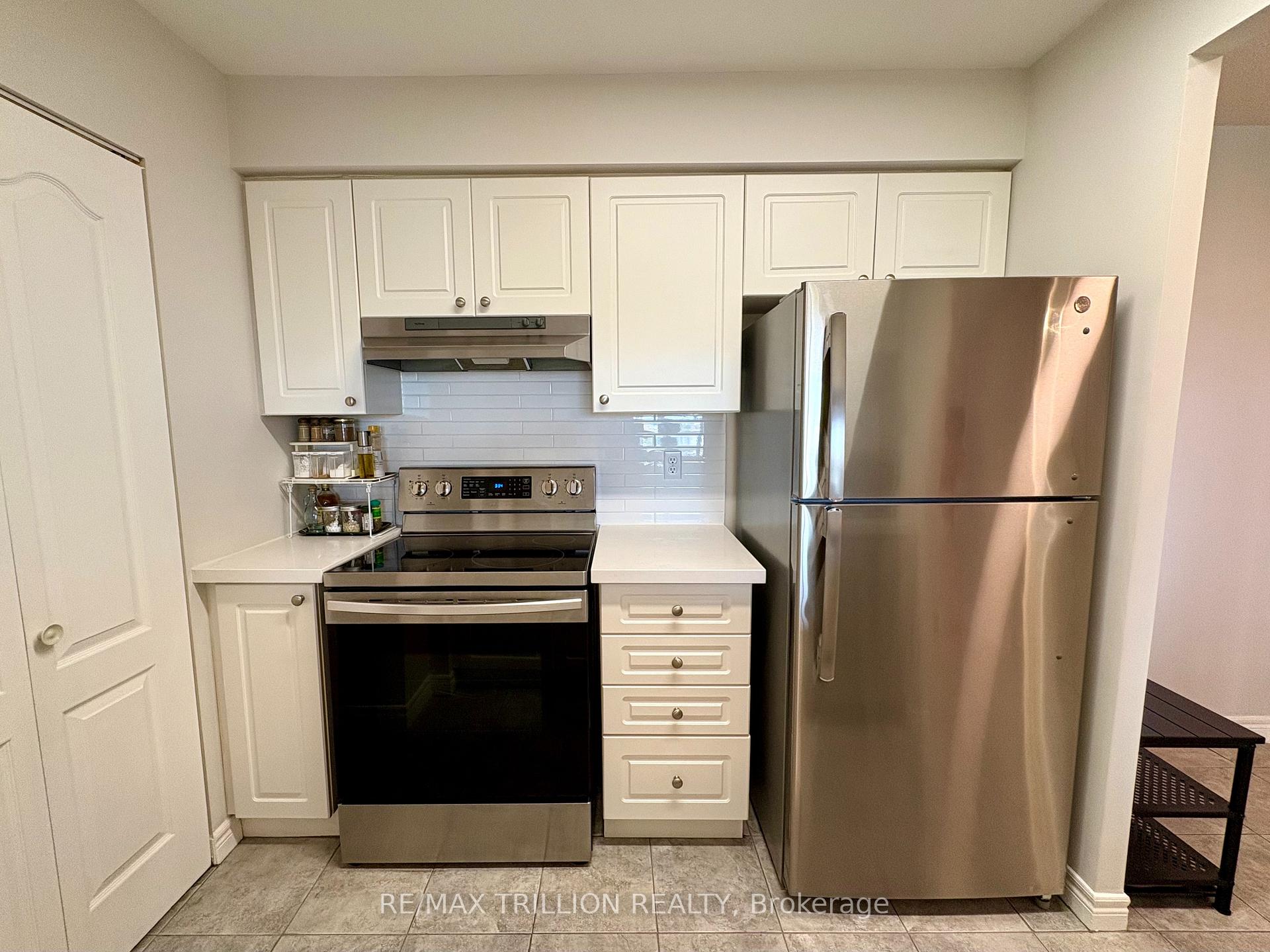 Photo 10 of Unit 1009, 399 South Park Road, Markham, Commerce Valley — HOMEH
