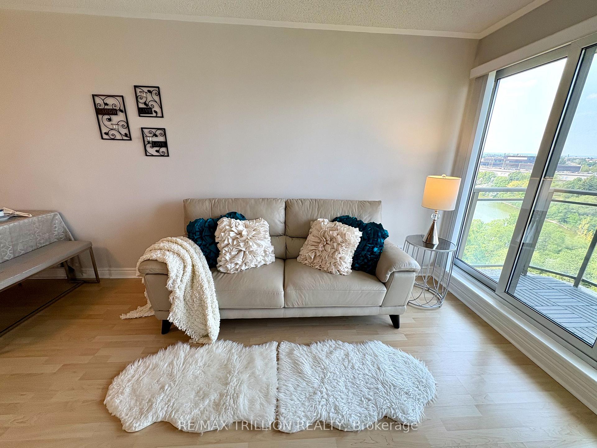 Photo 17 of Unit 1009, 399 South Park Road, Markham, Commerce Valley — HOMEH