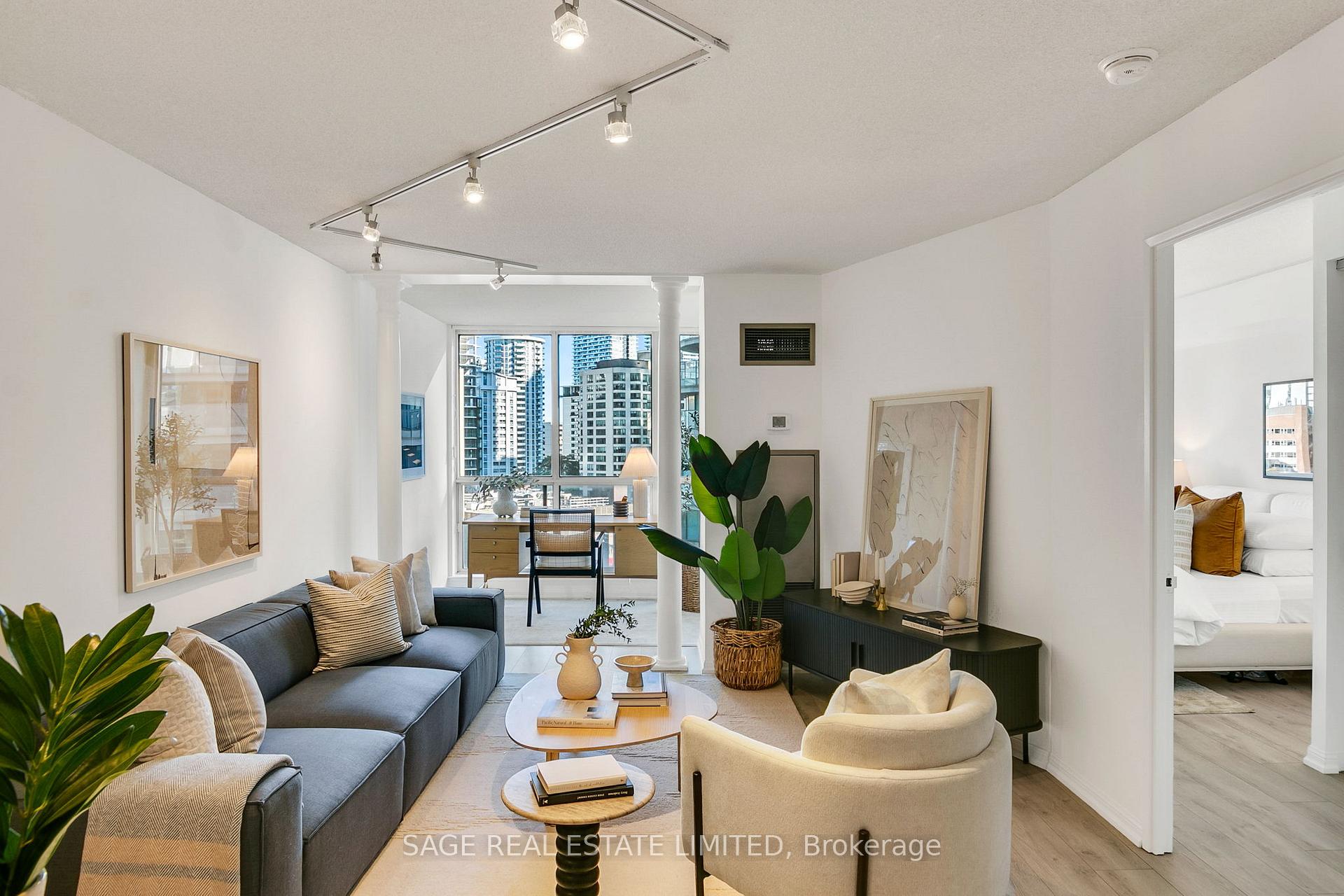 Photo 1 of Unit 912, 24 Wellesley Street W, Toronto, Bay Street Corridor — HOMEH