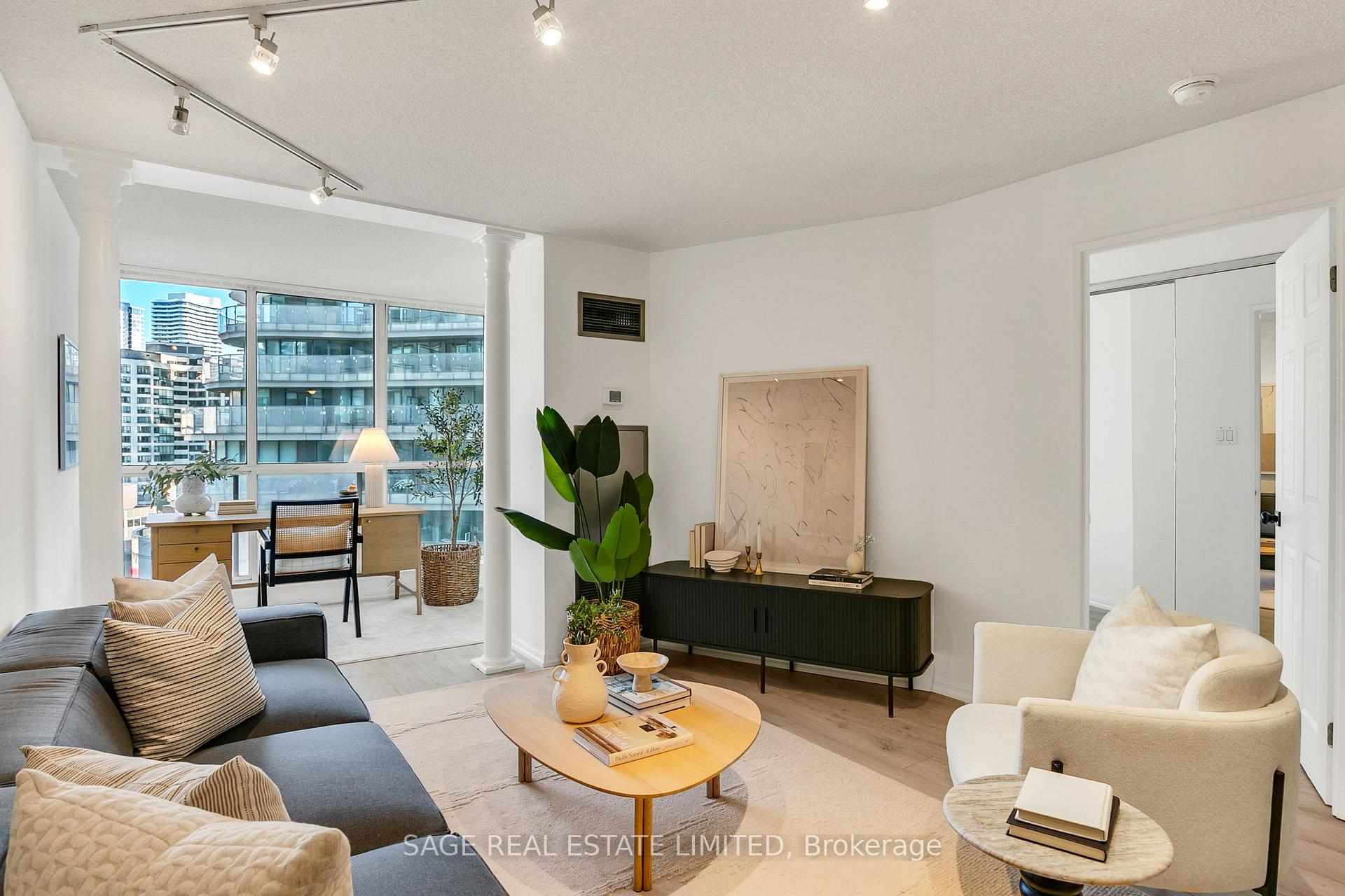 Photo 2 of Unit 912, 24 Wellesley Street W, Toronto, Bay Street Corridor — HOMEH