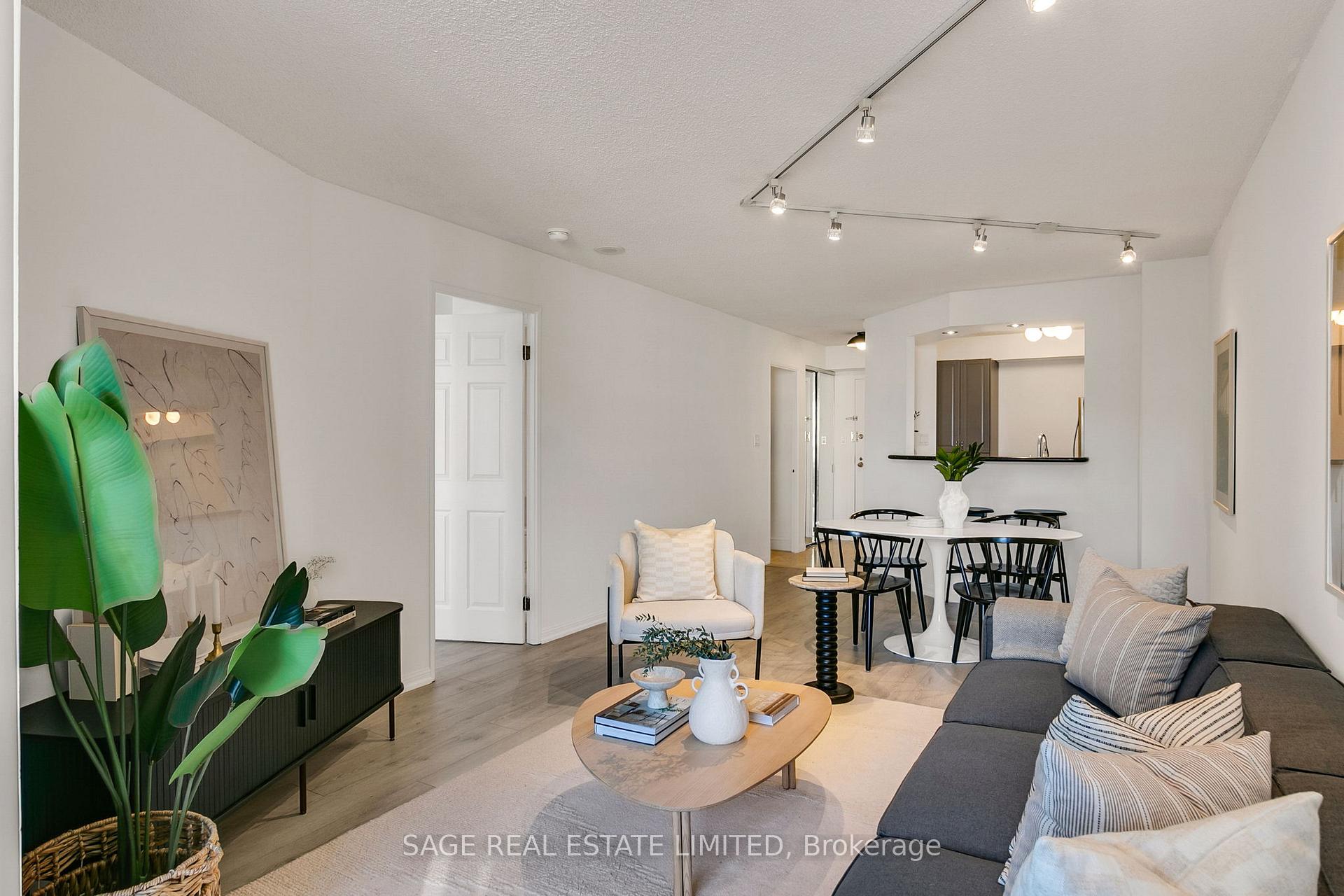 Photo 13 of Unit 912, 24 Wellesley Street W, Toronto, Bay Street Corridor — HOMEH