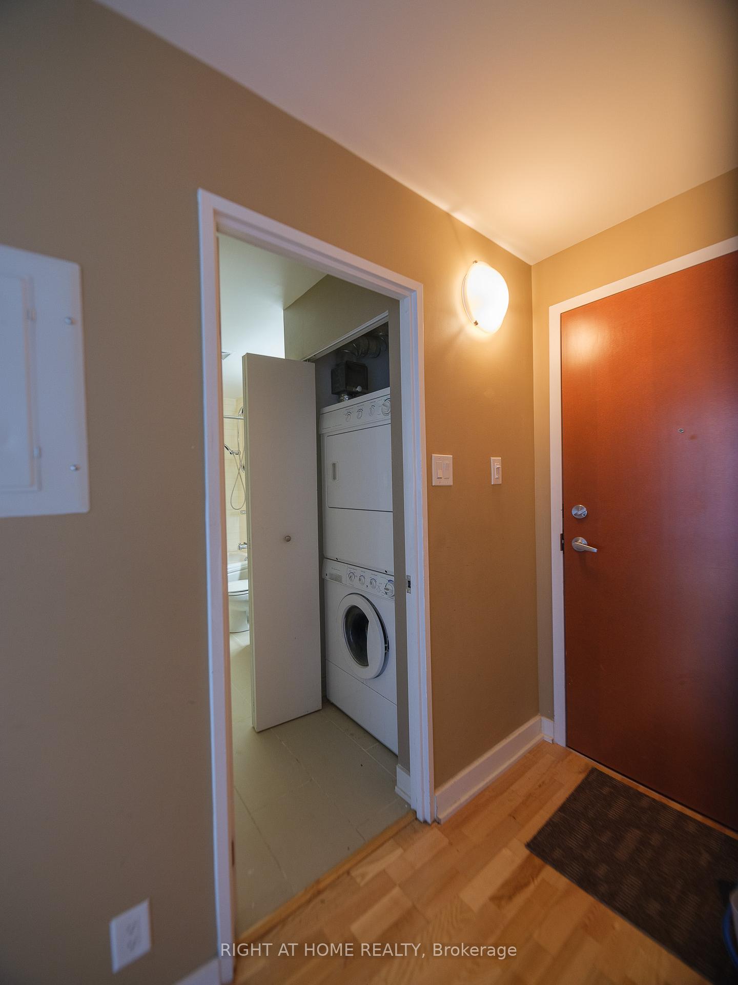 Photo 9 of Unit 615, 324 Laurier Avenue W, Ottawa, Ottawa Centre — HOMEH