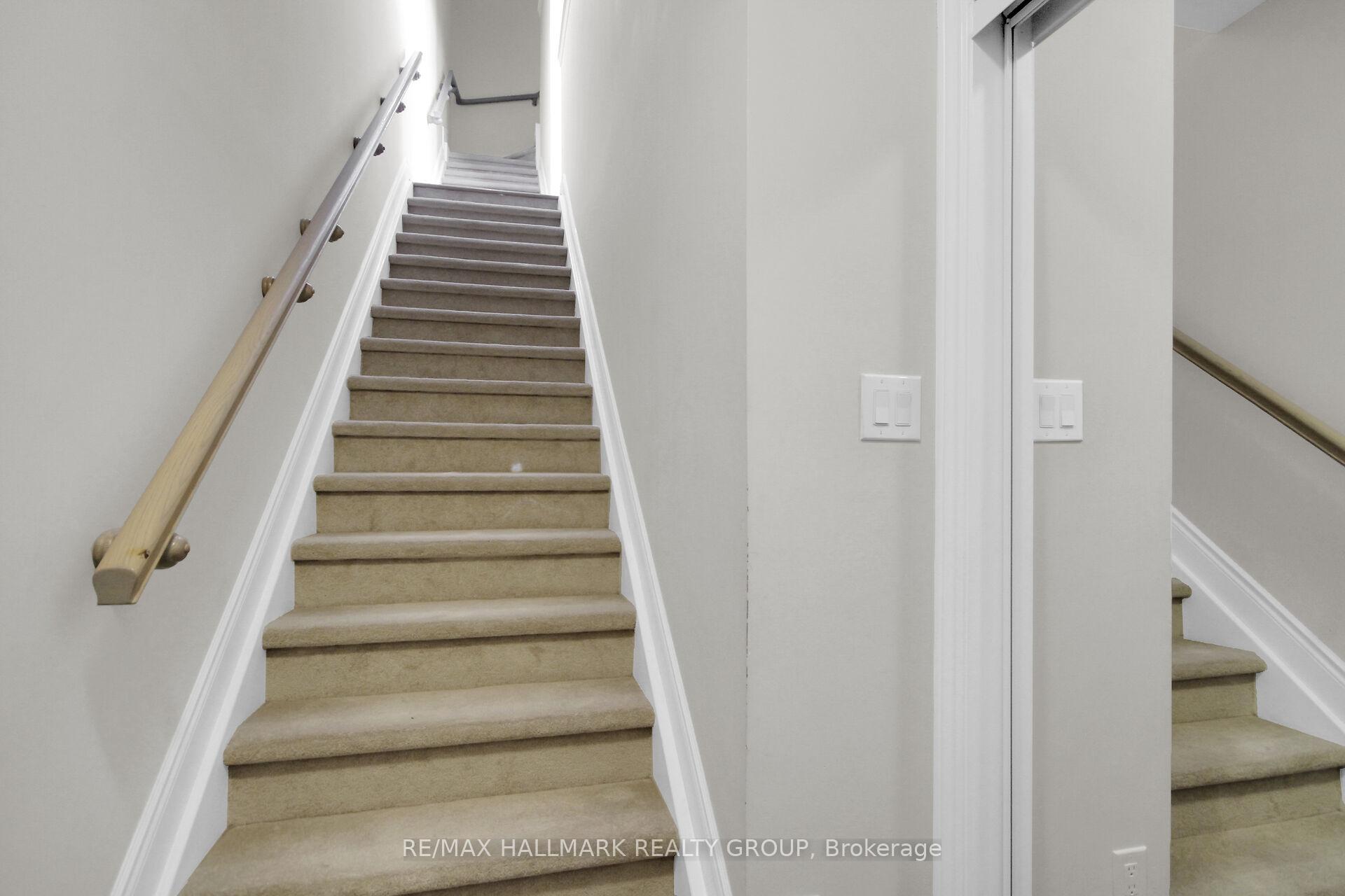 Photo 4 of Unit 71, 199 Anthracite Point, Ottawa, Barrhaven - Heritage Park — HOMEH