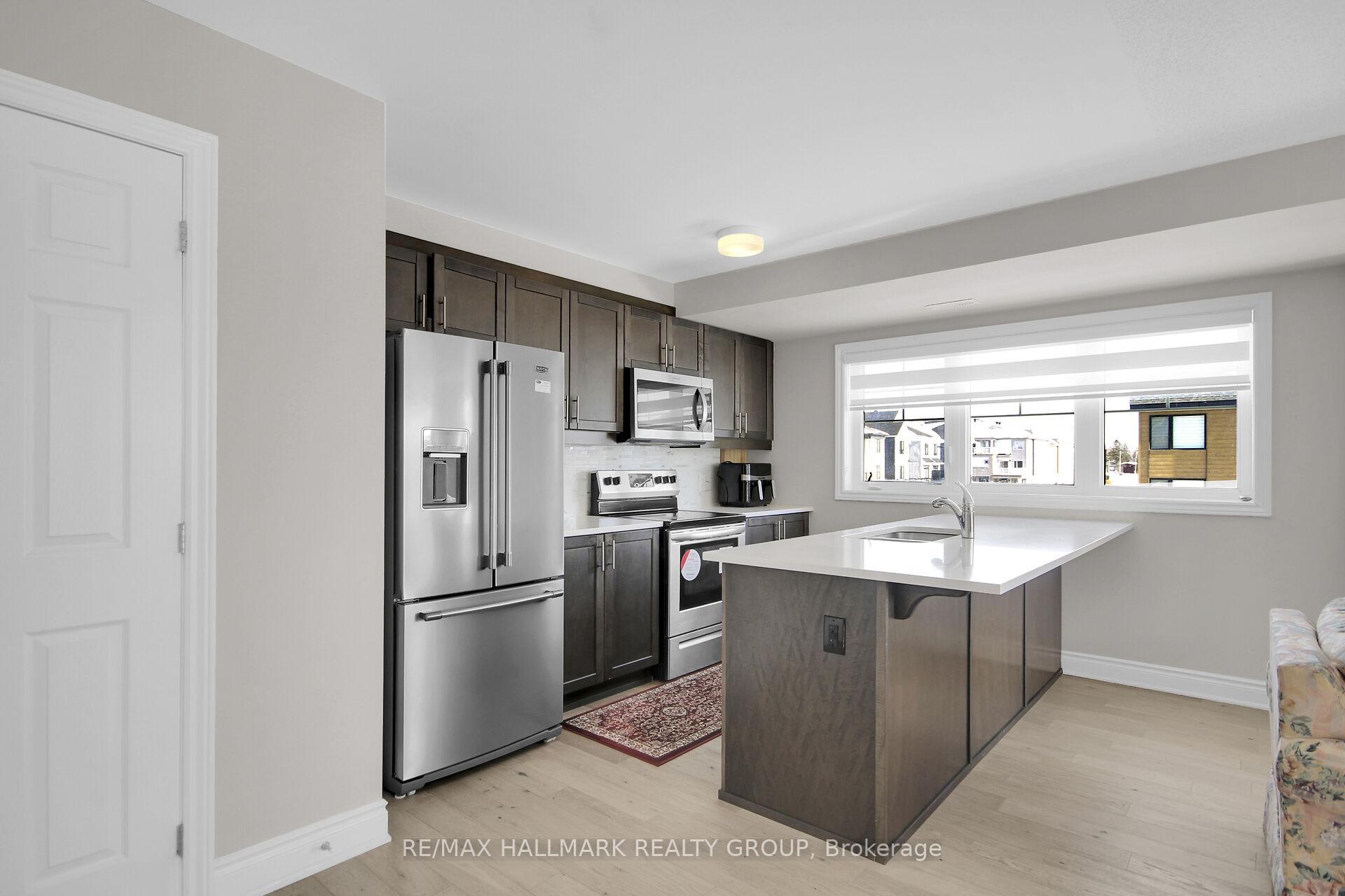 Photo 11 of Unit 71, 199 Anthracite Point, Ottawa, Barrhaven - Heritage Park — HOMEH