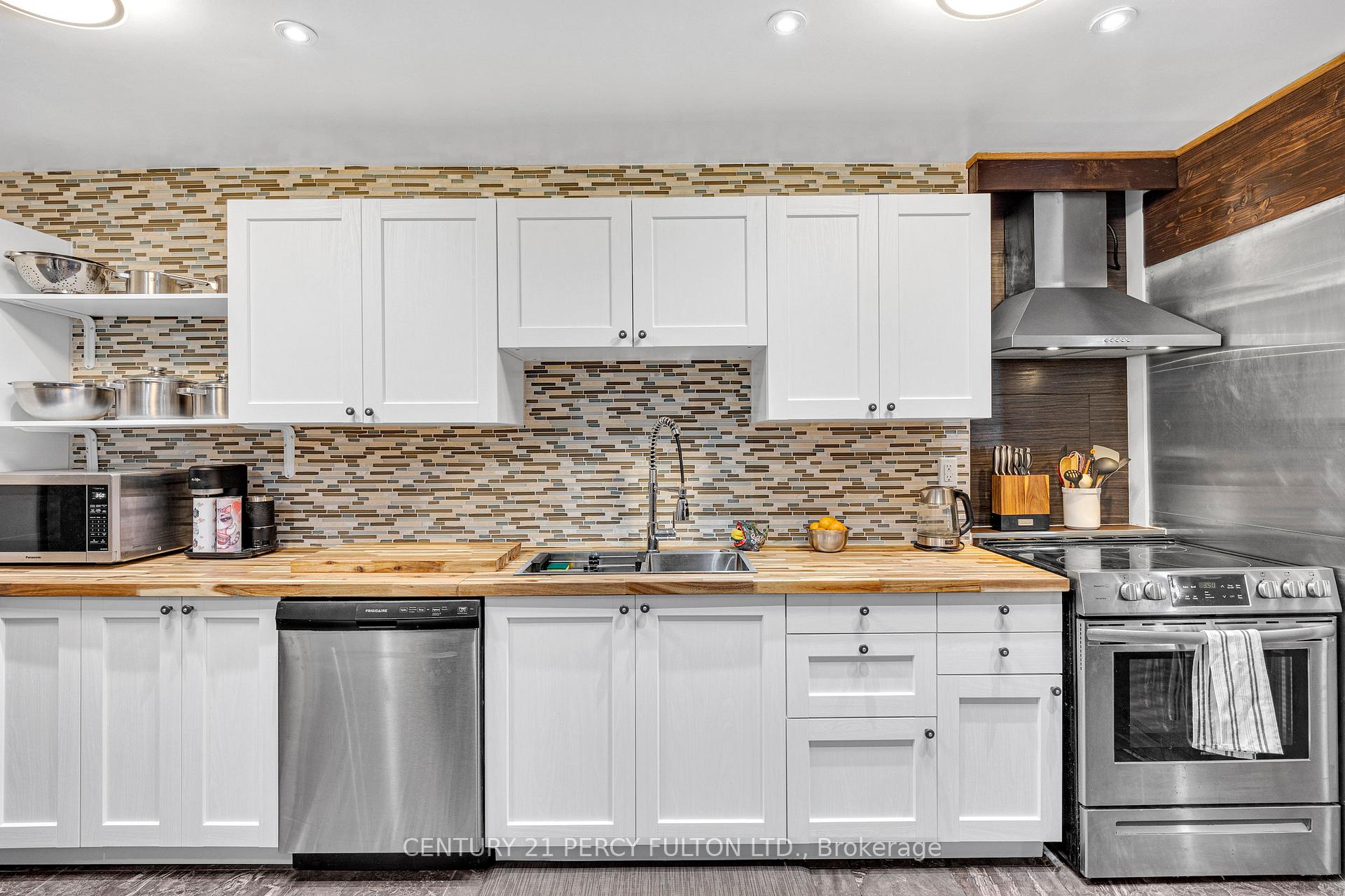 Photo 20 of Unit 204, 4062 Lawrence Avenue E, Scarborough, West Hill — HOMEH
