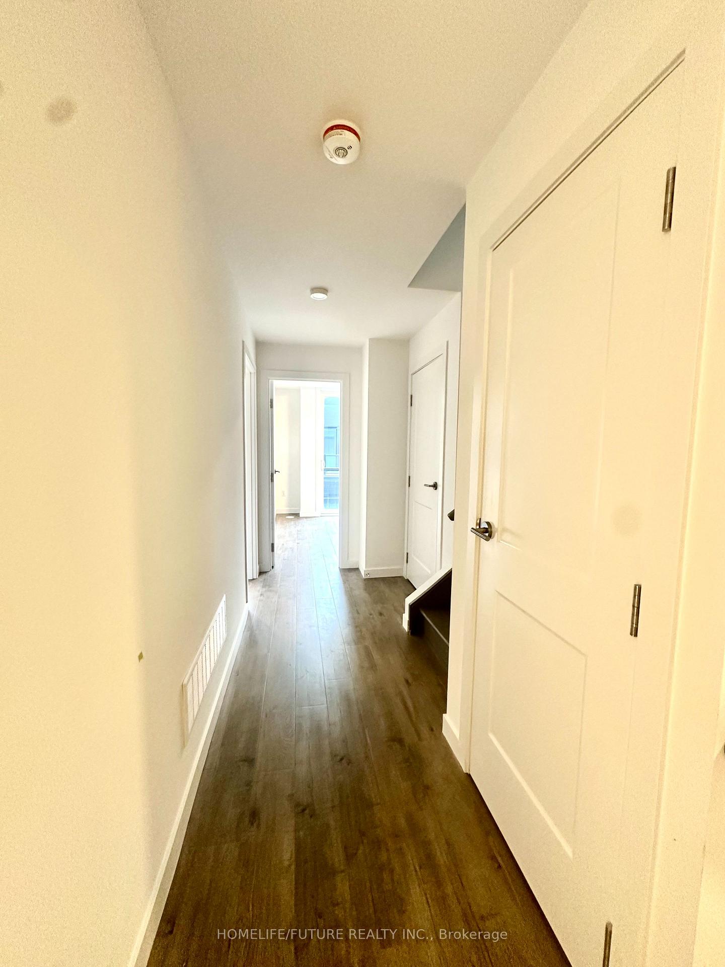 Photo 16 of Unit 22, 117 Marydale Avenue, Markham, Middlefield — HOMEH