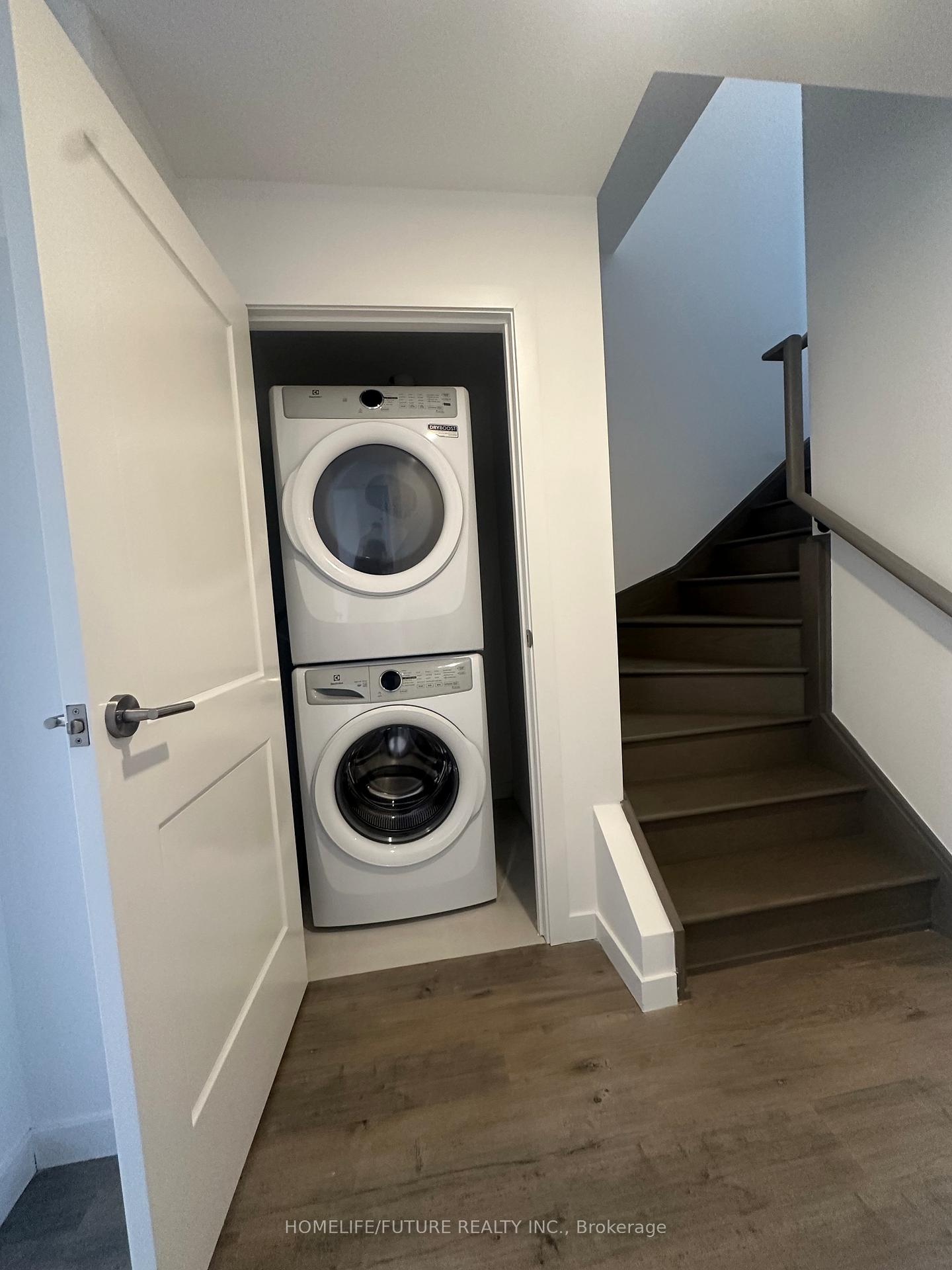 Photo 19 of Unit 22, 117 Marydale Avenue, Markham, Middlefield — HOMEH