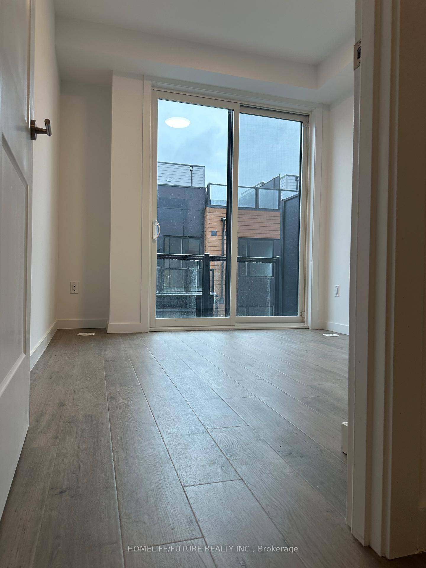 Photo 22 of Unit 22, 117 Marydale Avenue, Markham, Middlefield — HOMEH